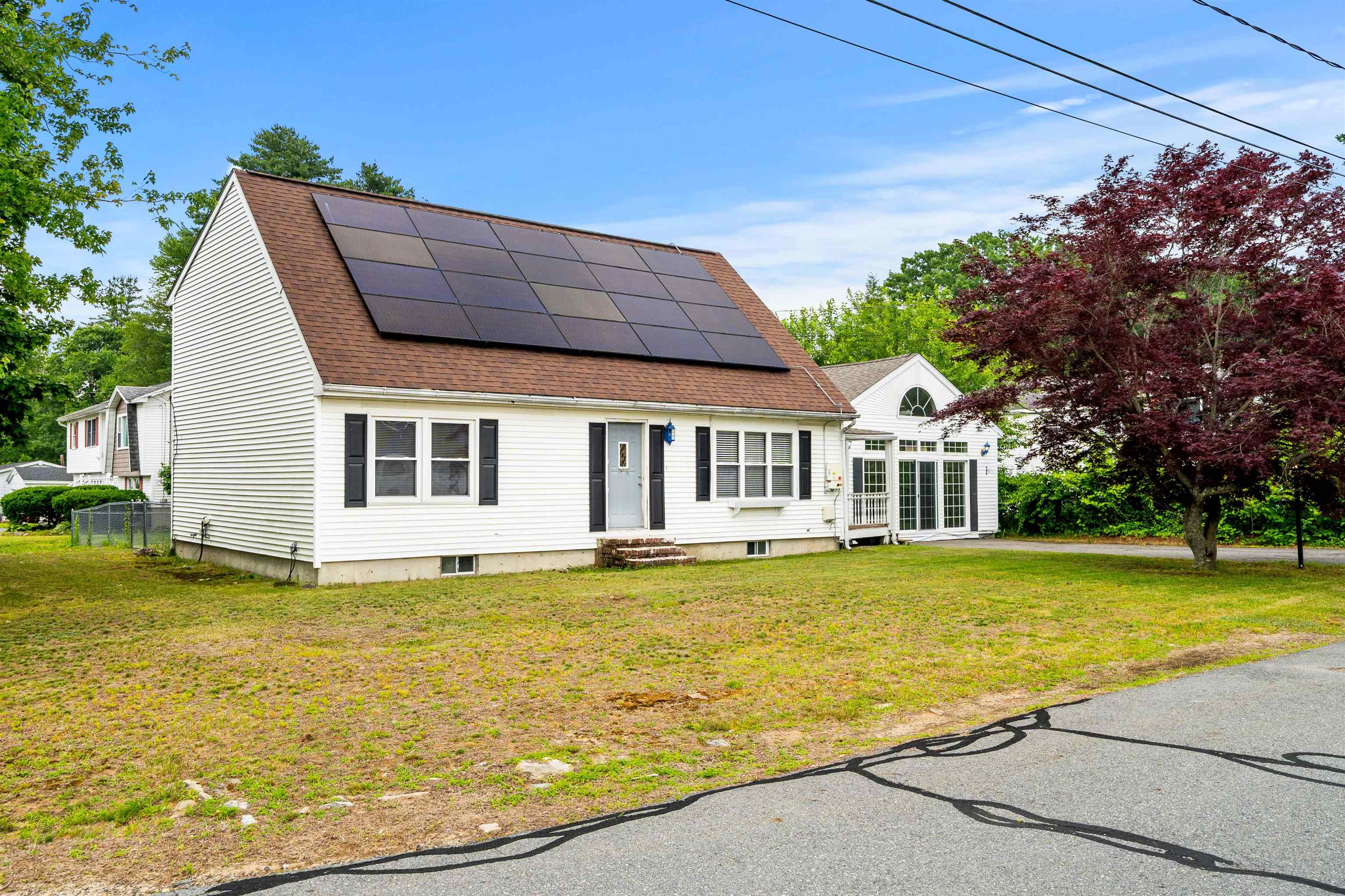 4 Alma Ave, Salem, NH 03079