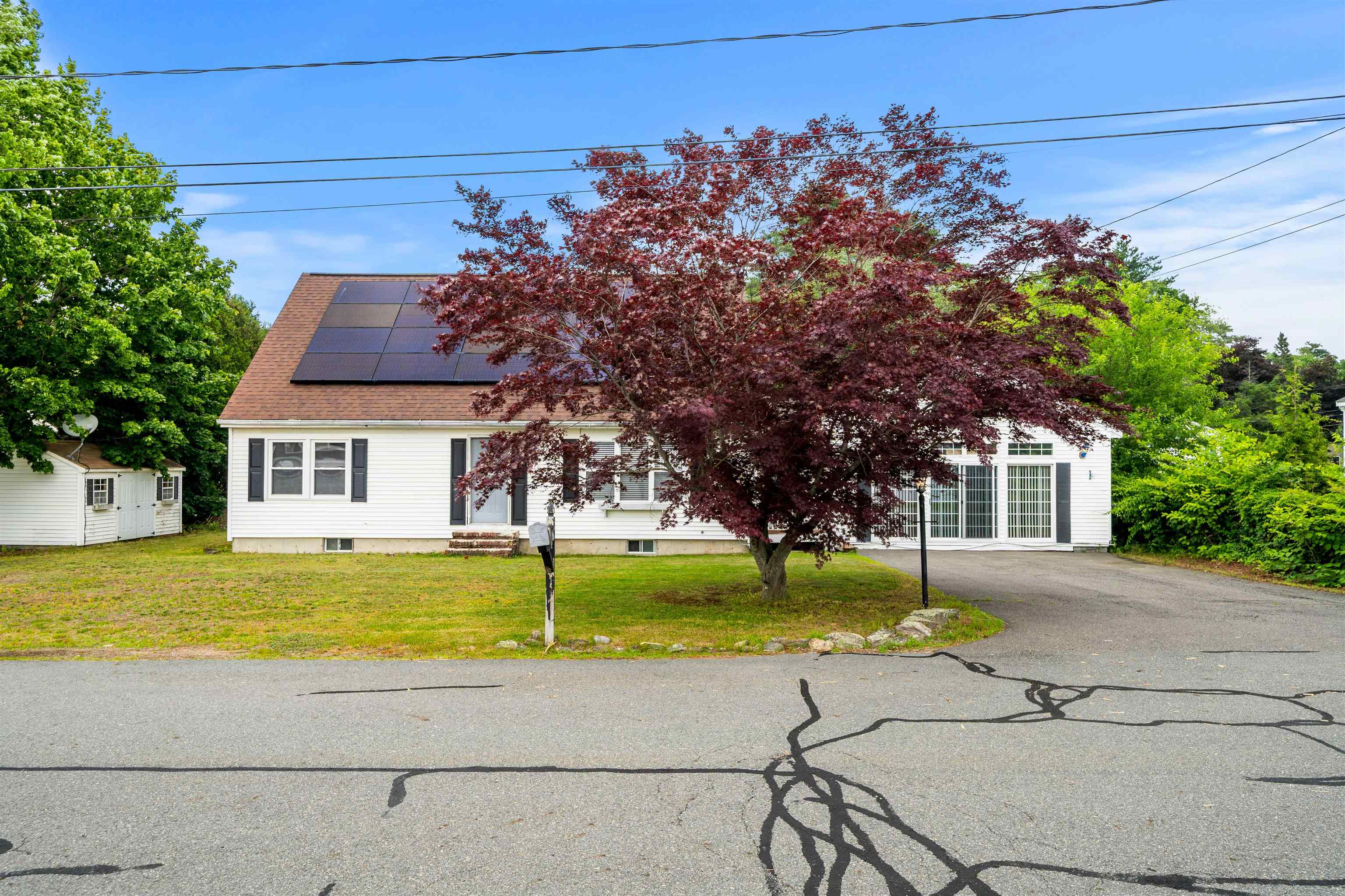 4 Alma Ave, Salem, NH 03079