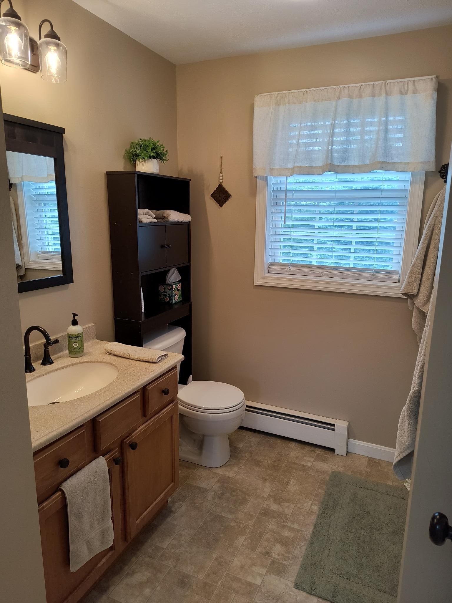 28 Owens Dr #34, Swanzey, NH 03446