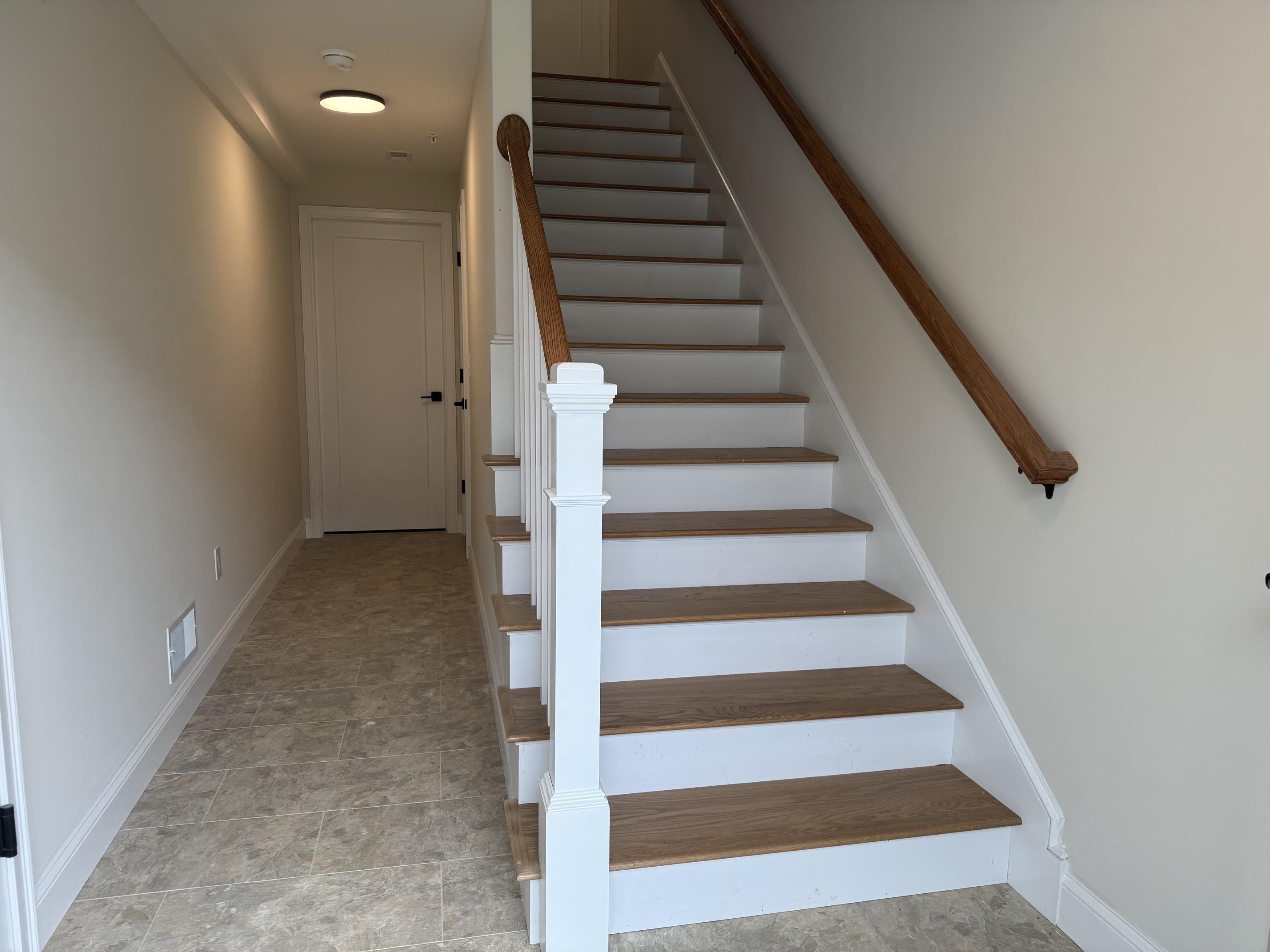 85 Kearsarge Ln, Tilton, NH 03276