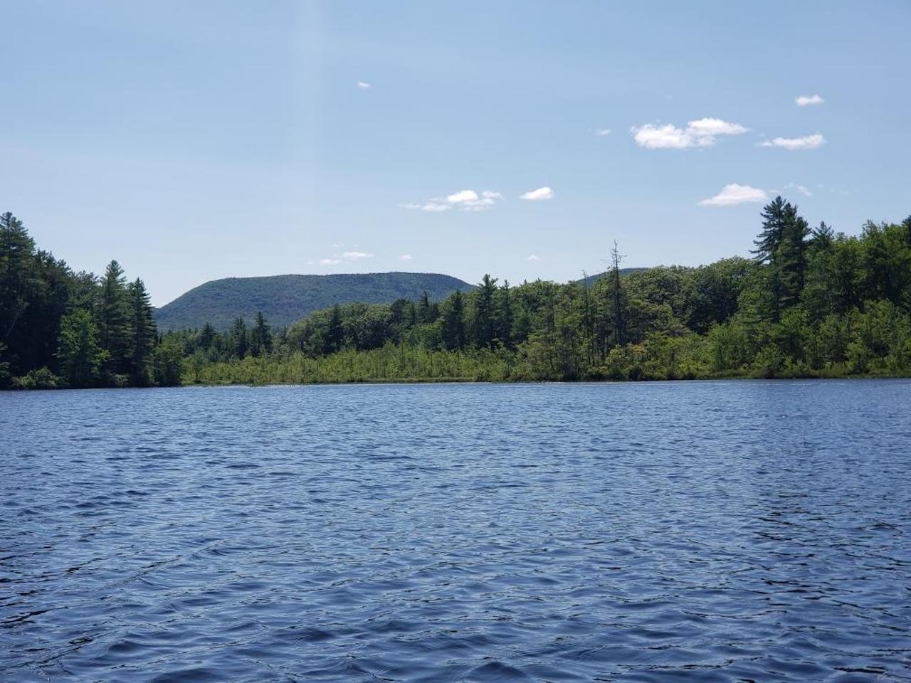 14 Ridgeway Dr, Newbury, NH 03255