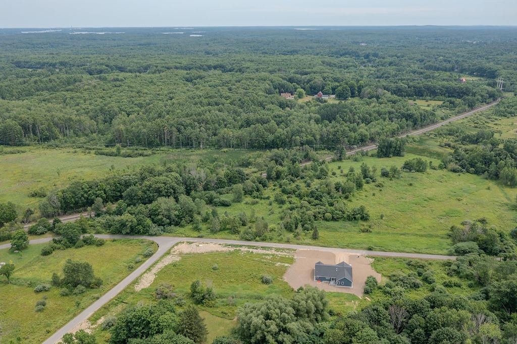 320 Knox Marsh Rd, Madbury, NH 03823