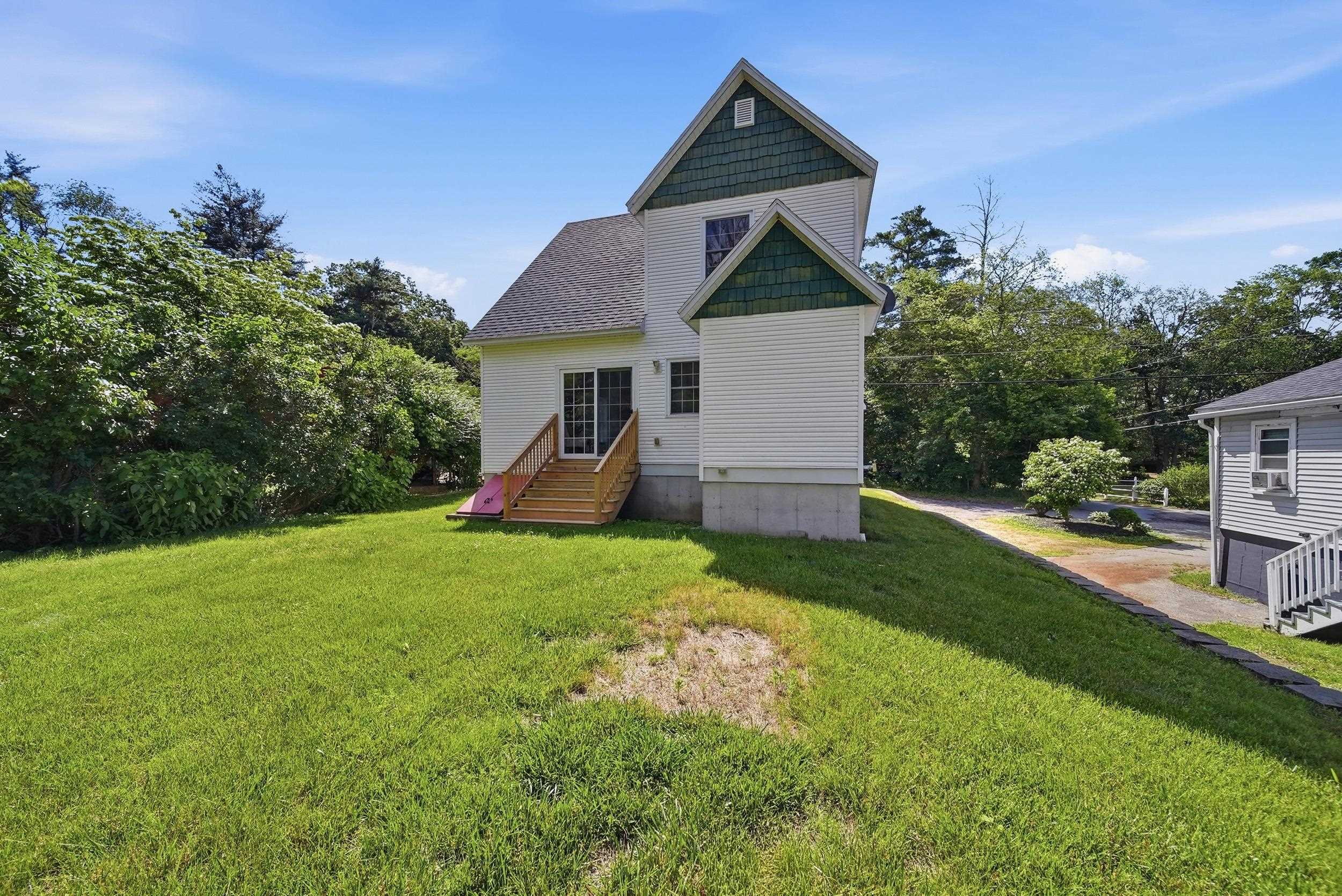 17 Trues Pw, Sandown, NH 03873