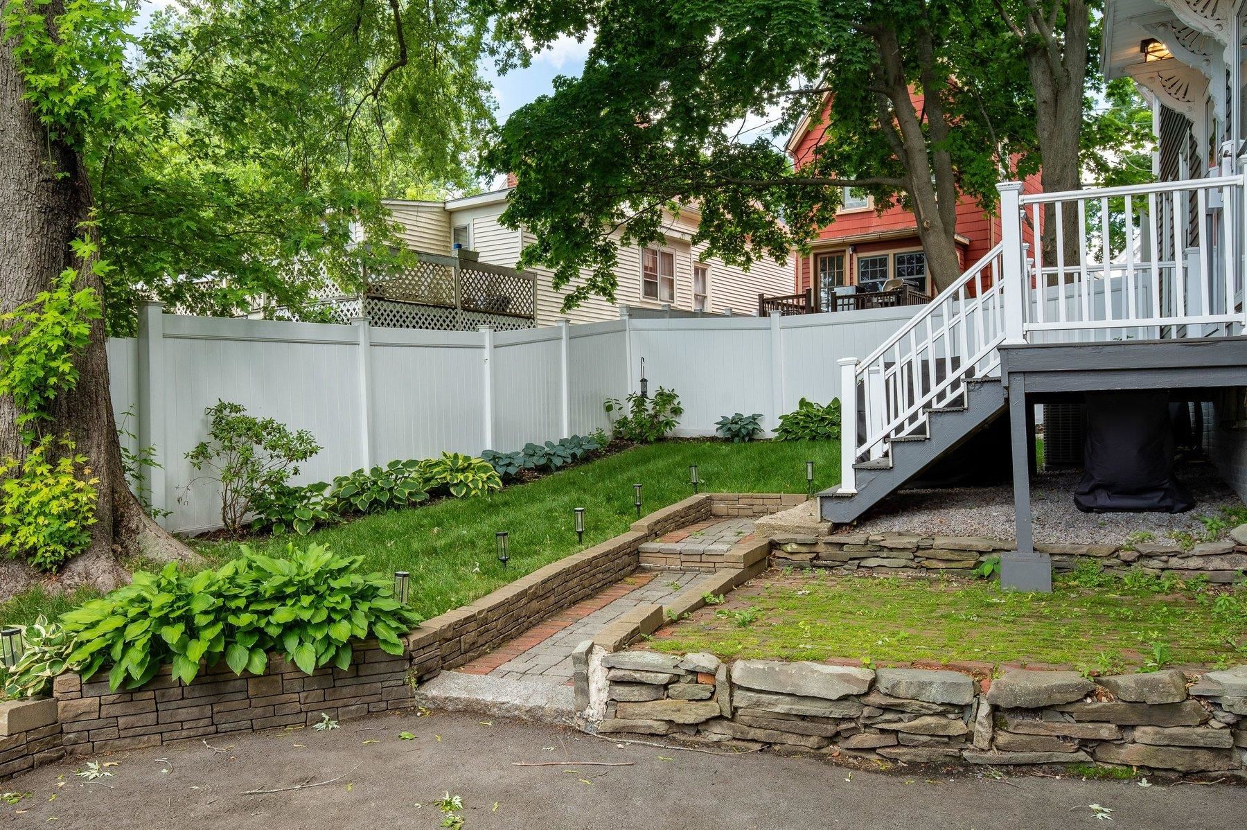 27 Morning St #A, Portsmouth, NH 03801