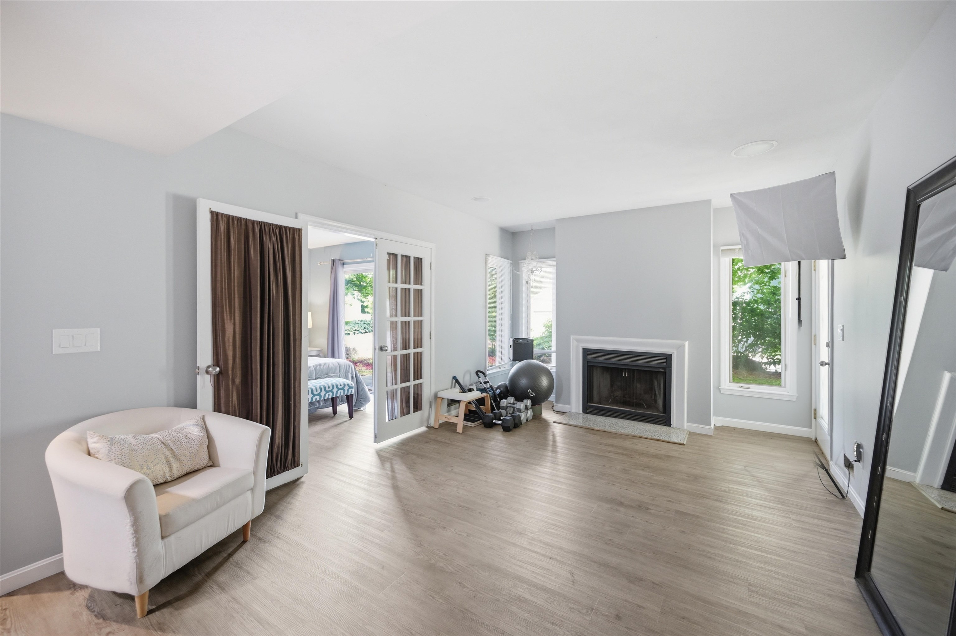 12 Charles Chase Way, Manchester, NH 03104