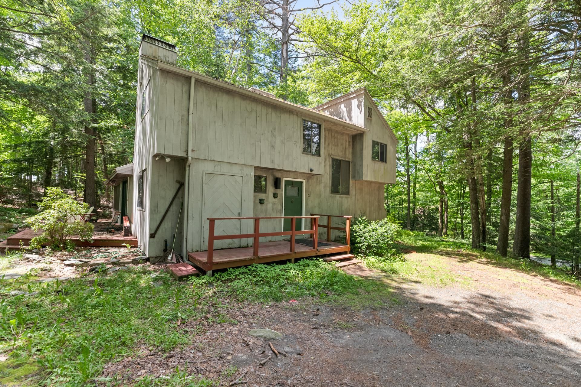3 Longwood Dr, Grantham, NH 03753