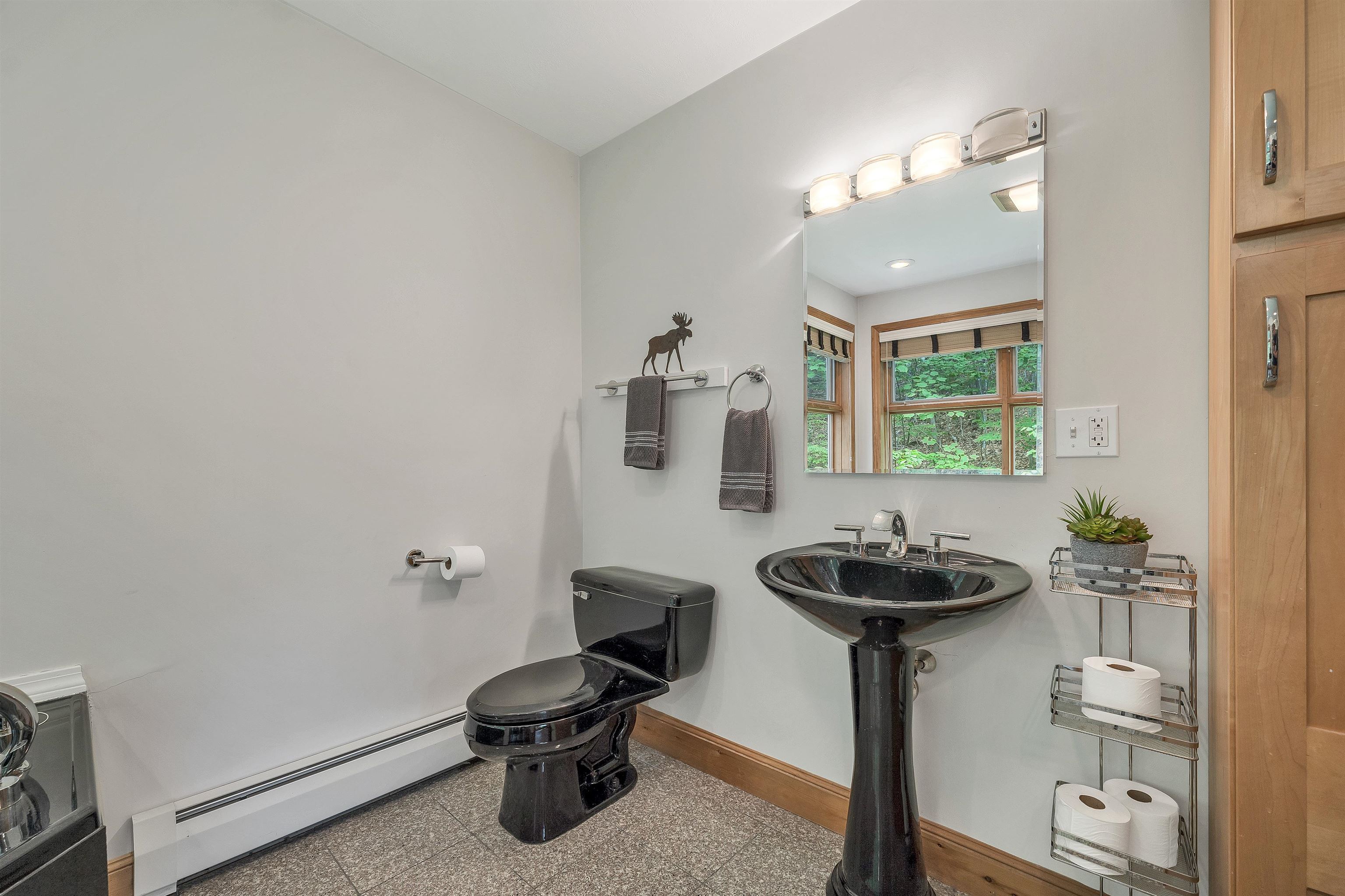 178 Highlands Dr, Conway, NH 03838