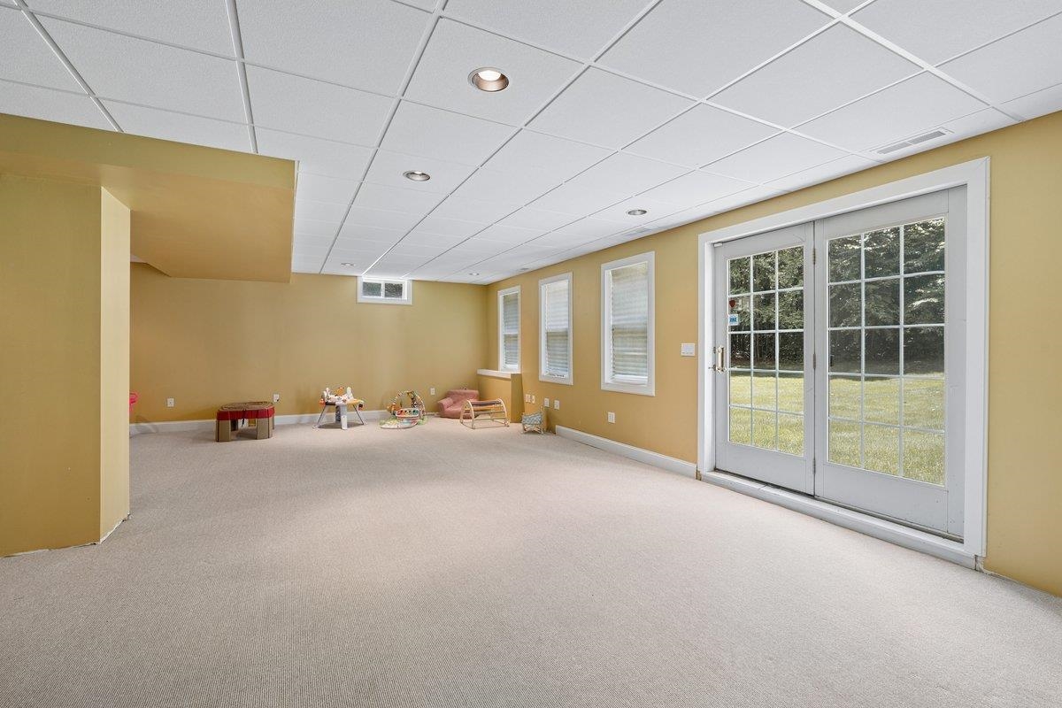 11 Dorothy's Way, Bedford, NH 03110