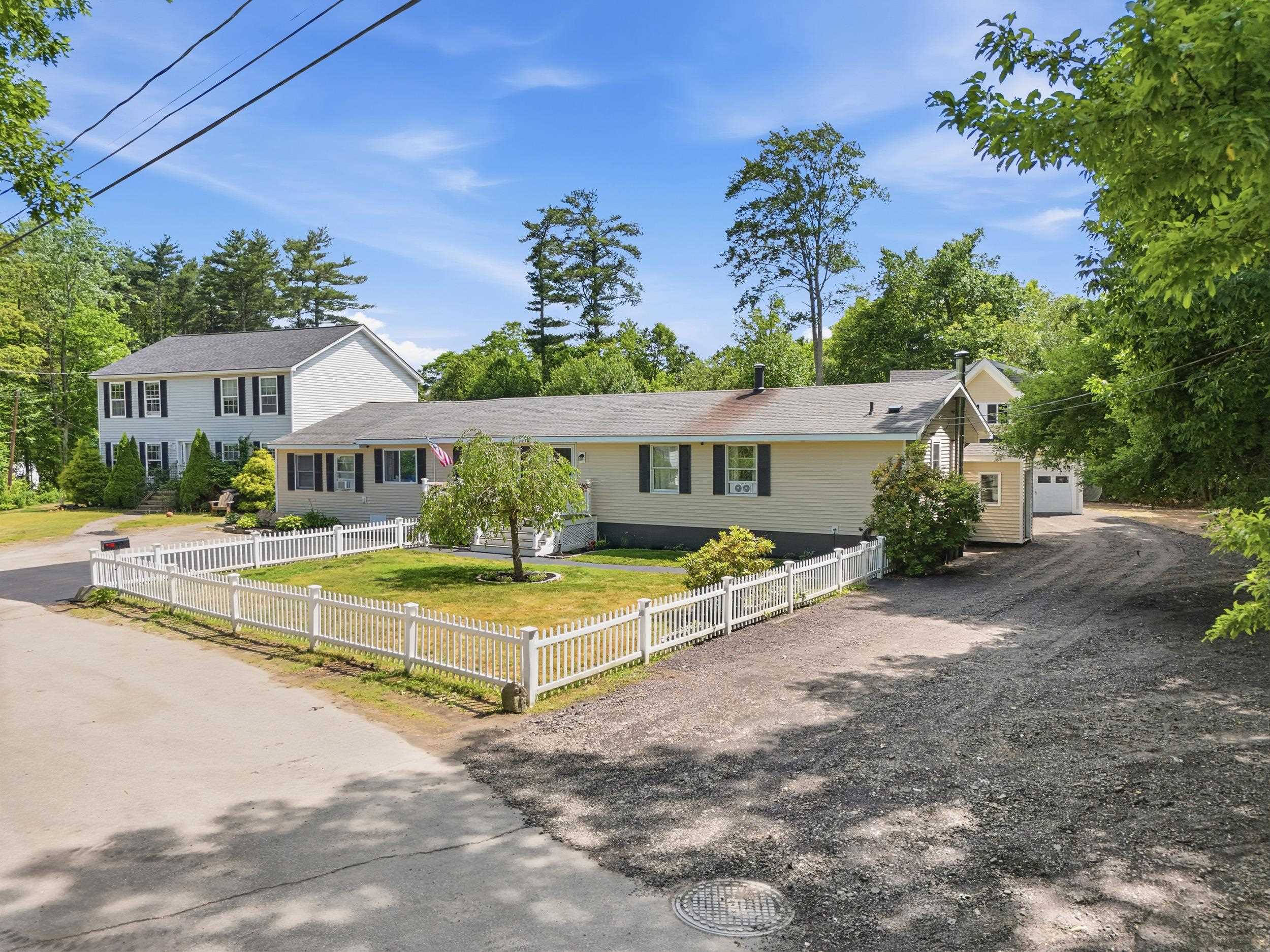 4b Whittier Dr, Seabrook, NH 03874