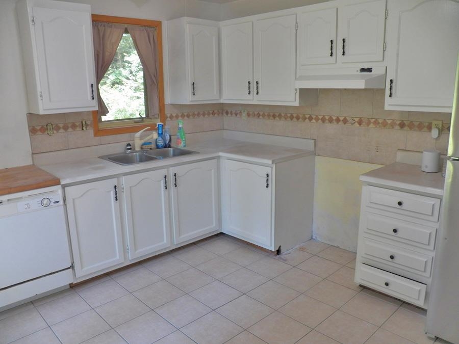 25 Woodlawn Avenue, Hillsborough, NH photo 5