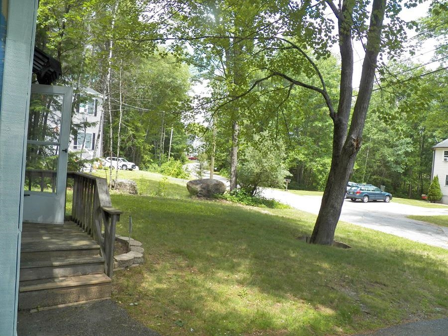25 Woodlawn Ave, Hillsborough, NH 03244