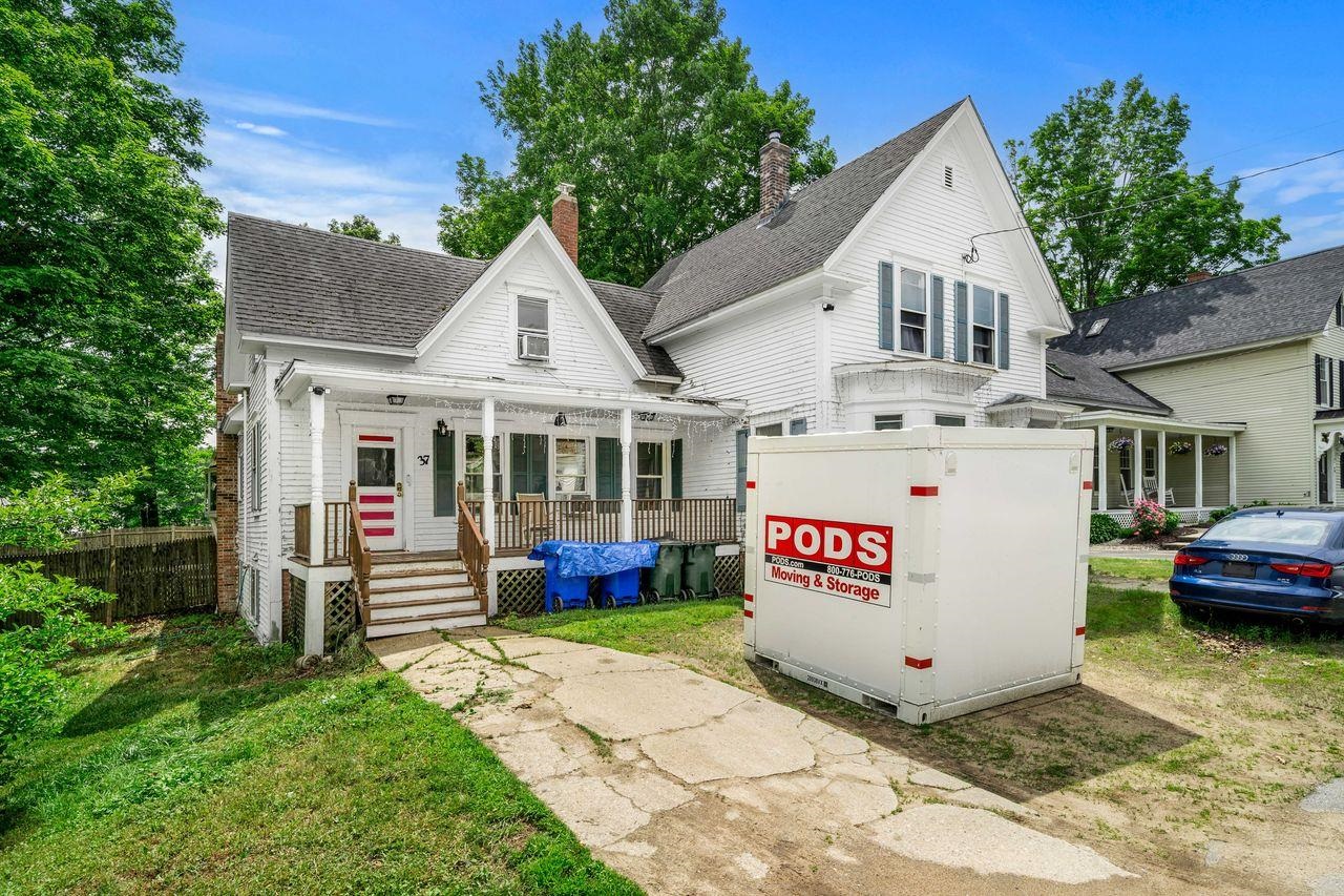 37 N Mast St, Goffstown, NH 03045