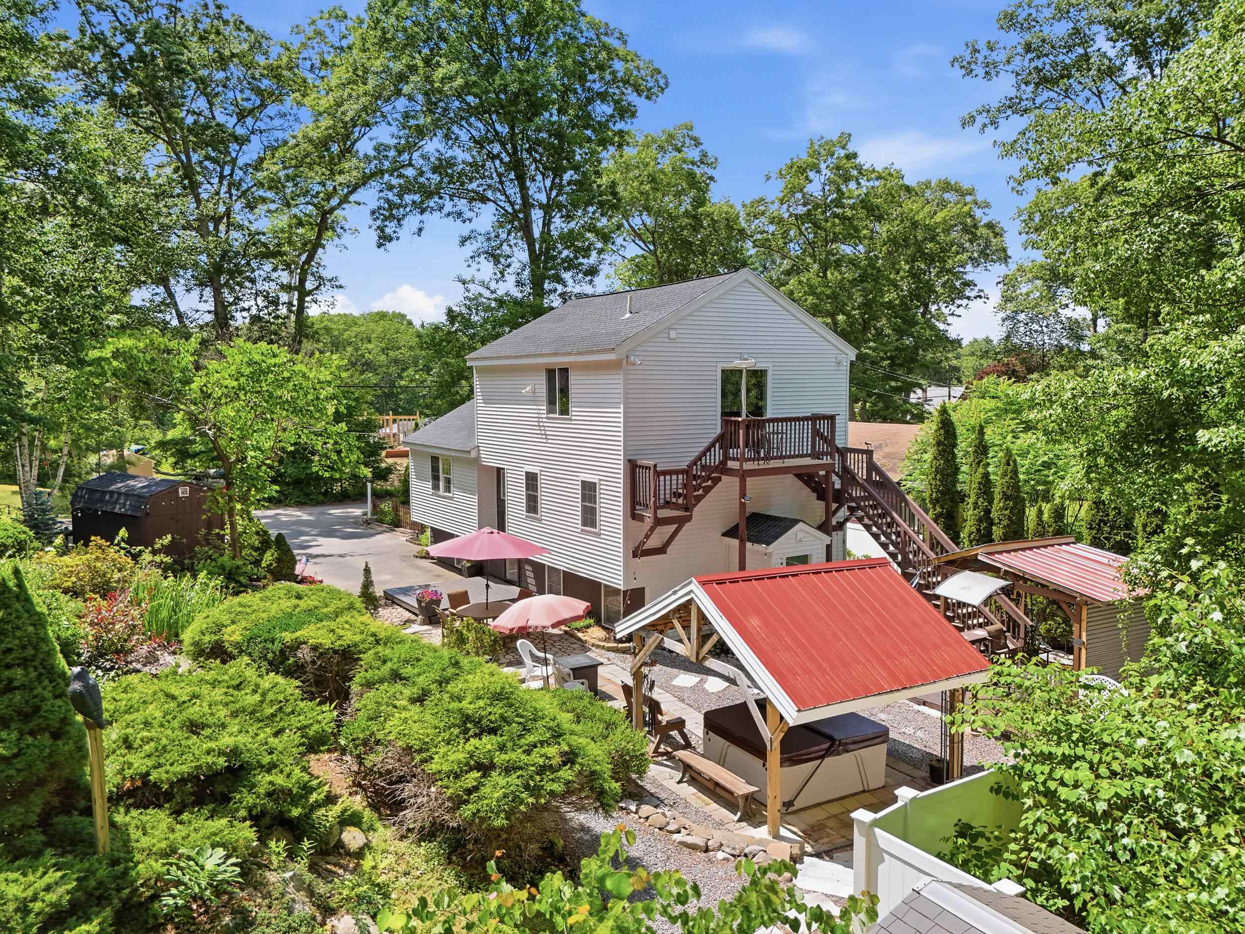 12 Campbell Dr, Pelham, NH 03076