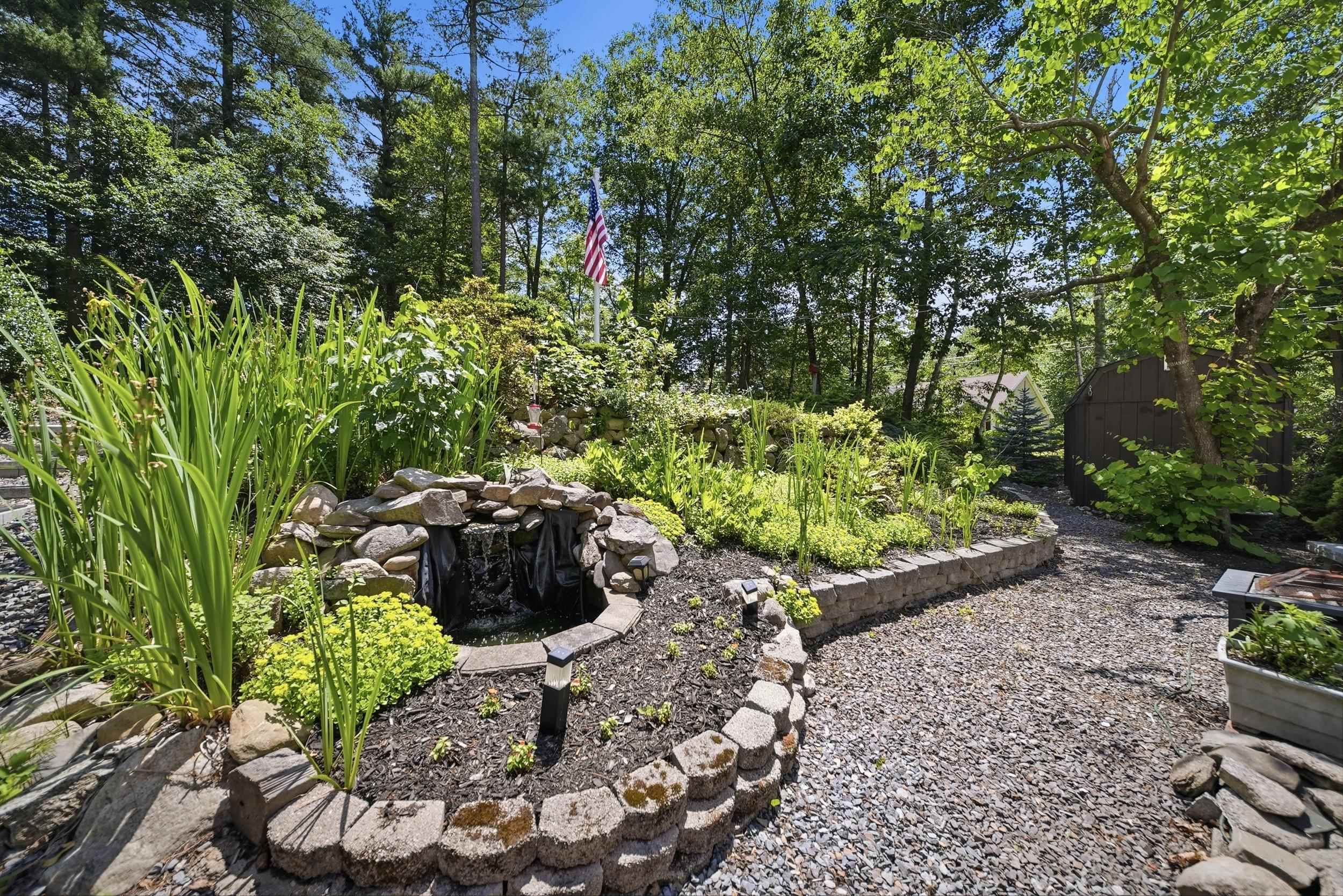 12 Campbell Dr, Pelham, NH 03076