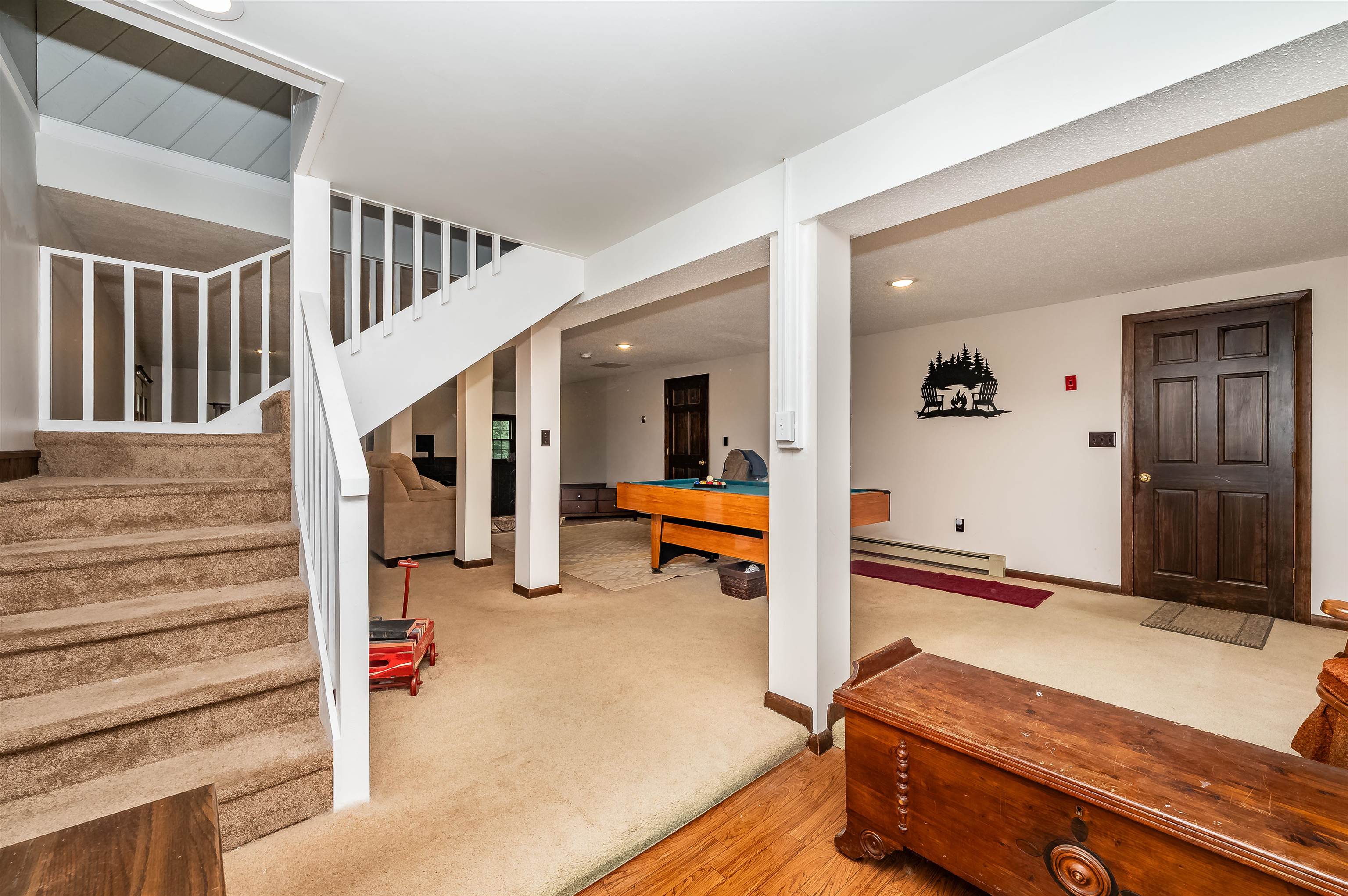 563 Pickering Rd, Rochester, NH 03867