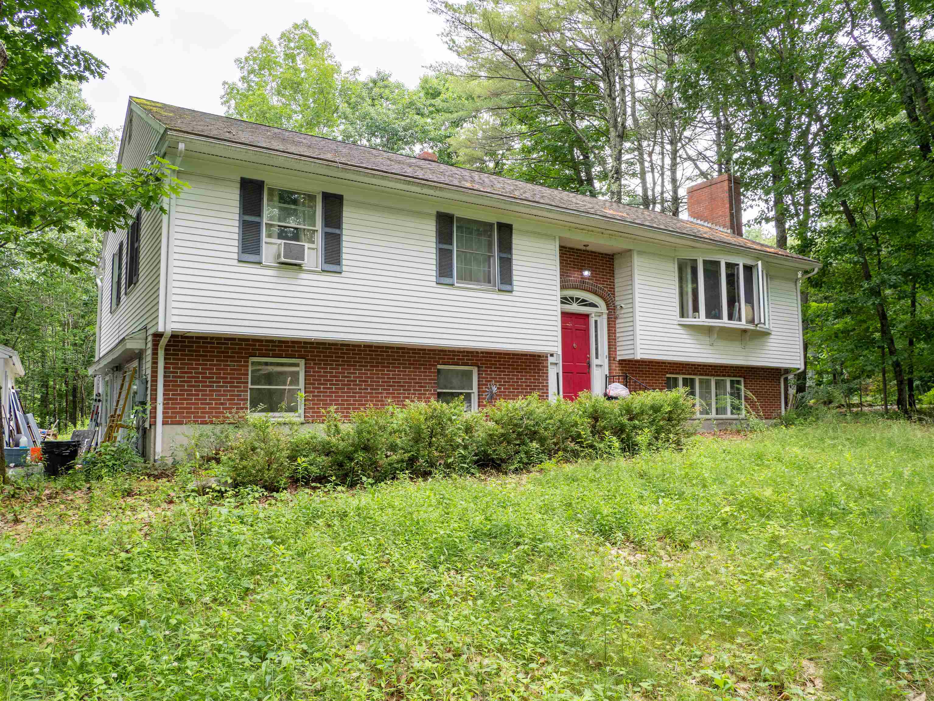 12 Sunnyside Dr, Durham, NH 03824