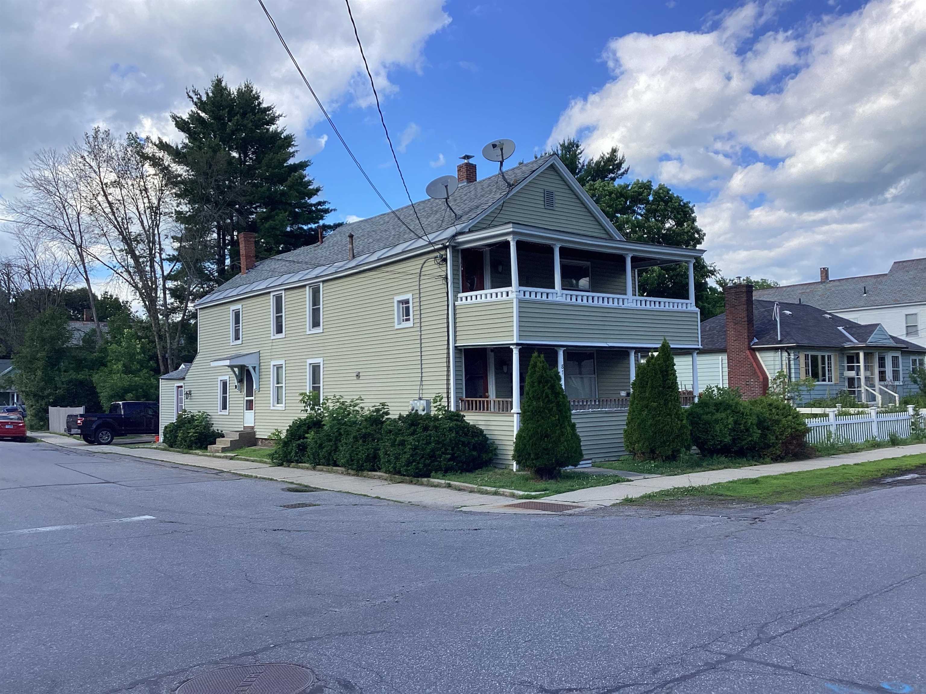 87 High St, Keene, NH 03431