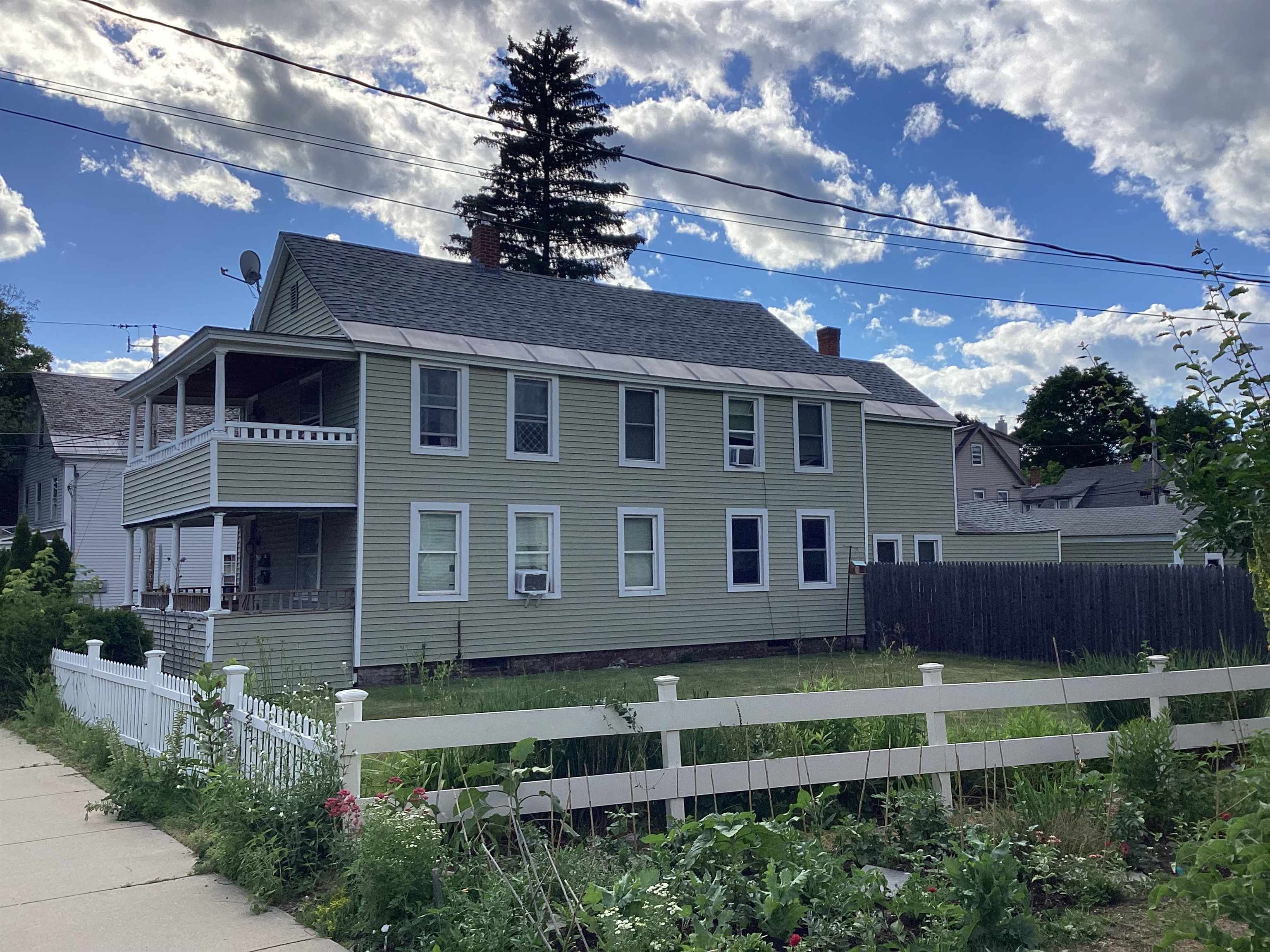 87 High St, Keene, NH 03431