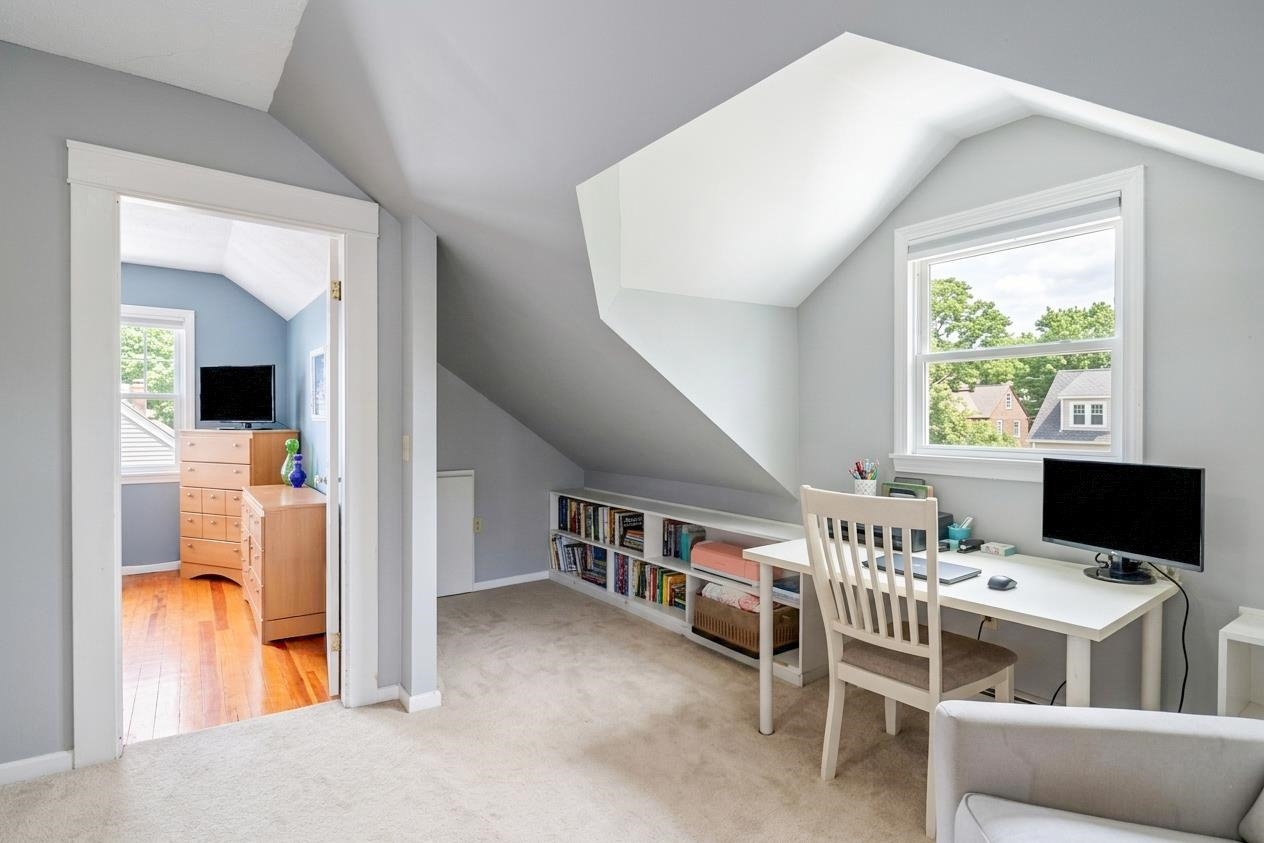 136 Morgan St, Manchester, NH 03102