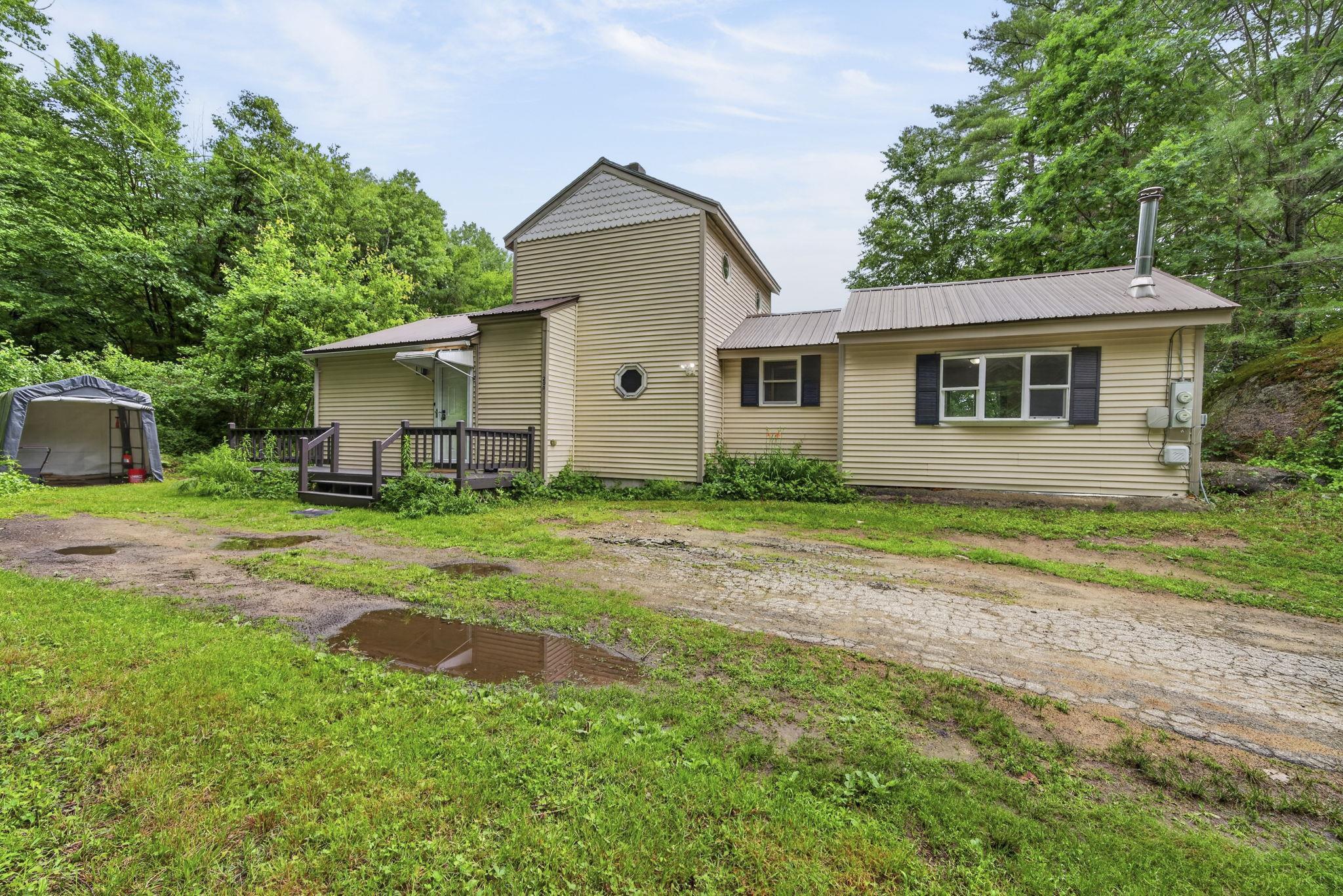 200 Bacon Rd, Henniker, NH 03242