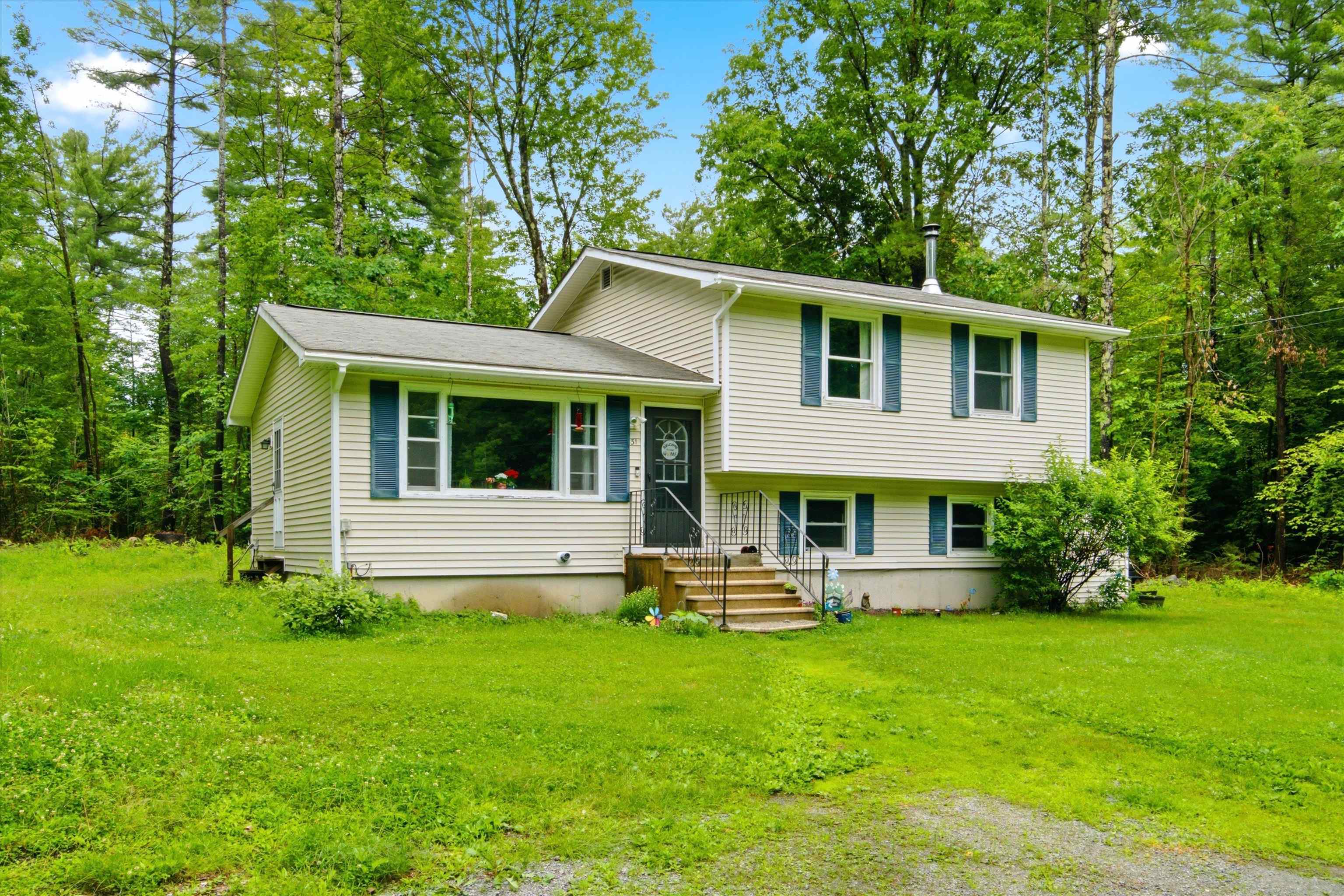 31 Emerald Ln, Hillsborough, NH 03244