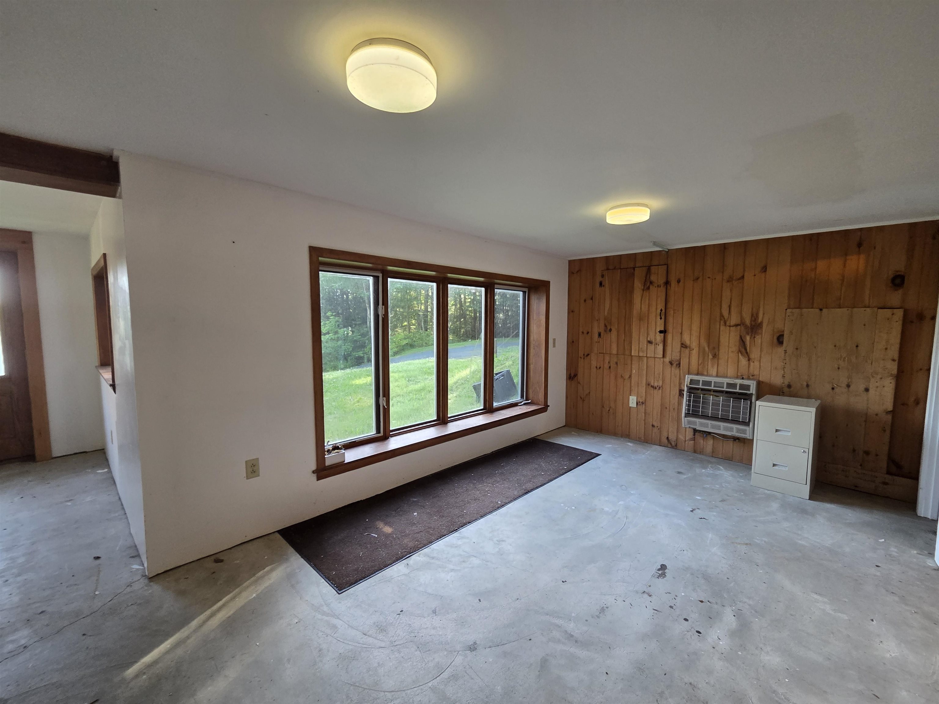 194 Algonquin Rd, Enfield, NH 03748