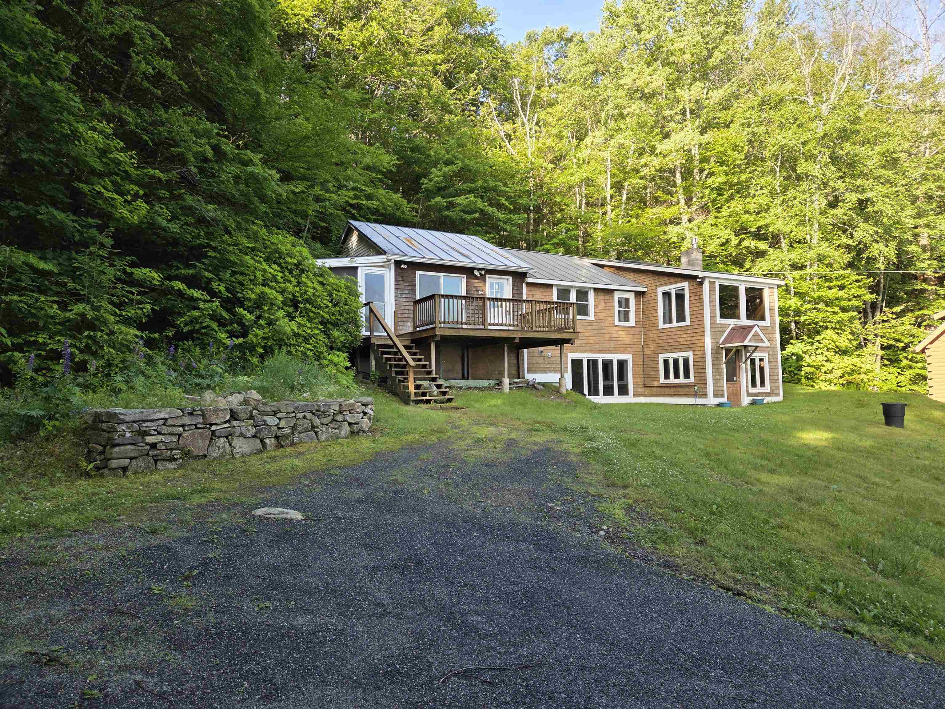 194 Algonquin Rd, Enfield, NH 03748