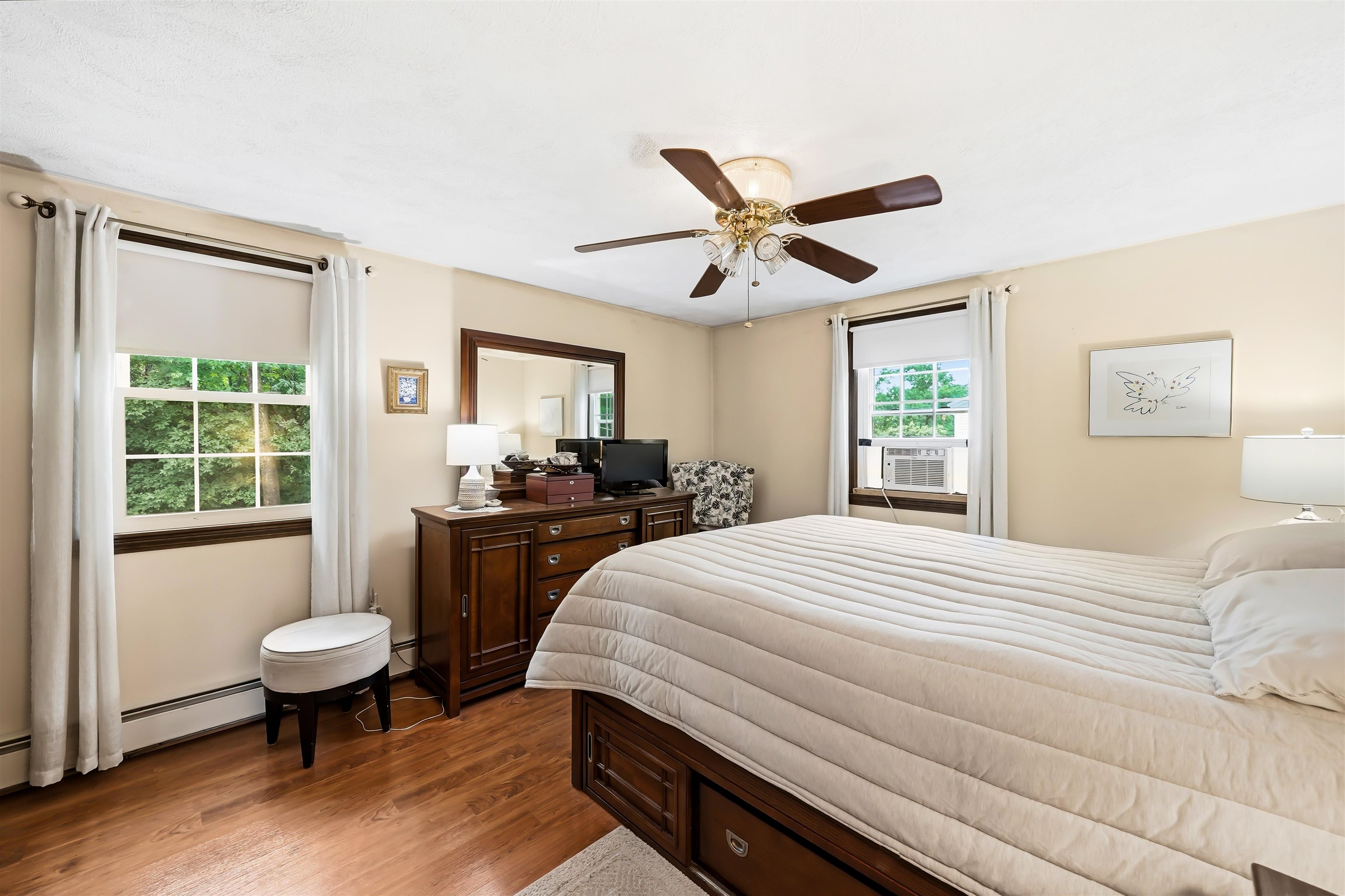 26 Veronica Ave, Salem, NH 03079