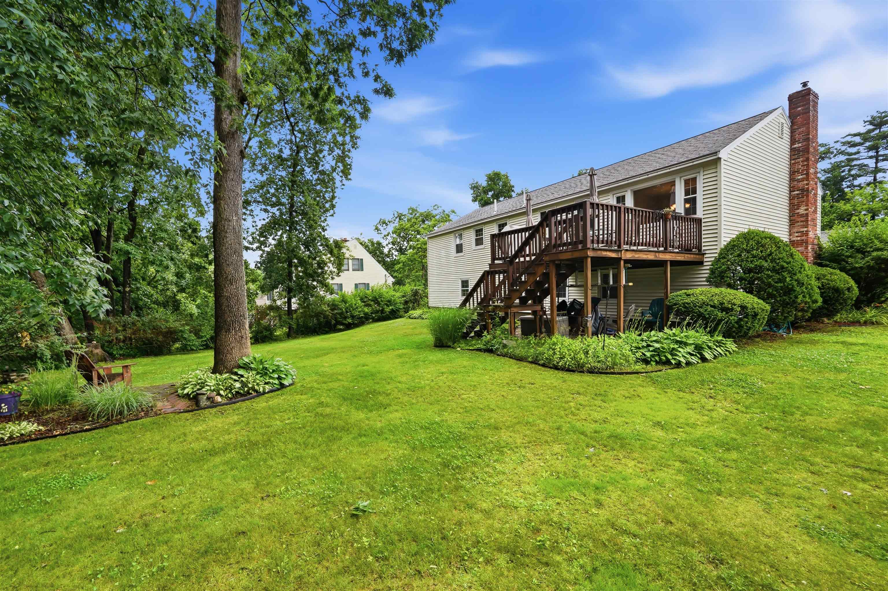 26 Veronica Ave, Salem, NH 03079