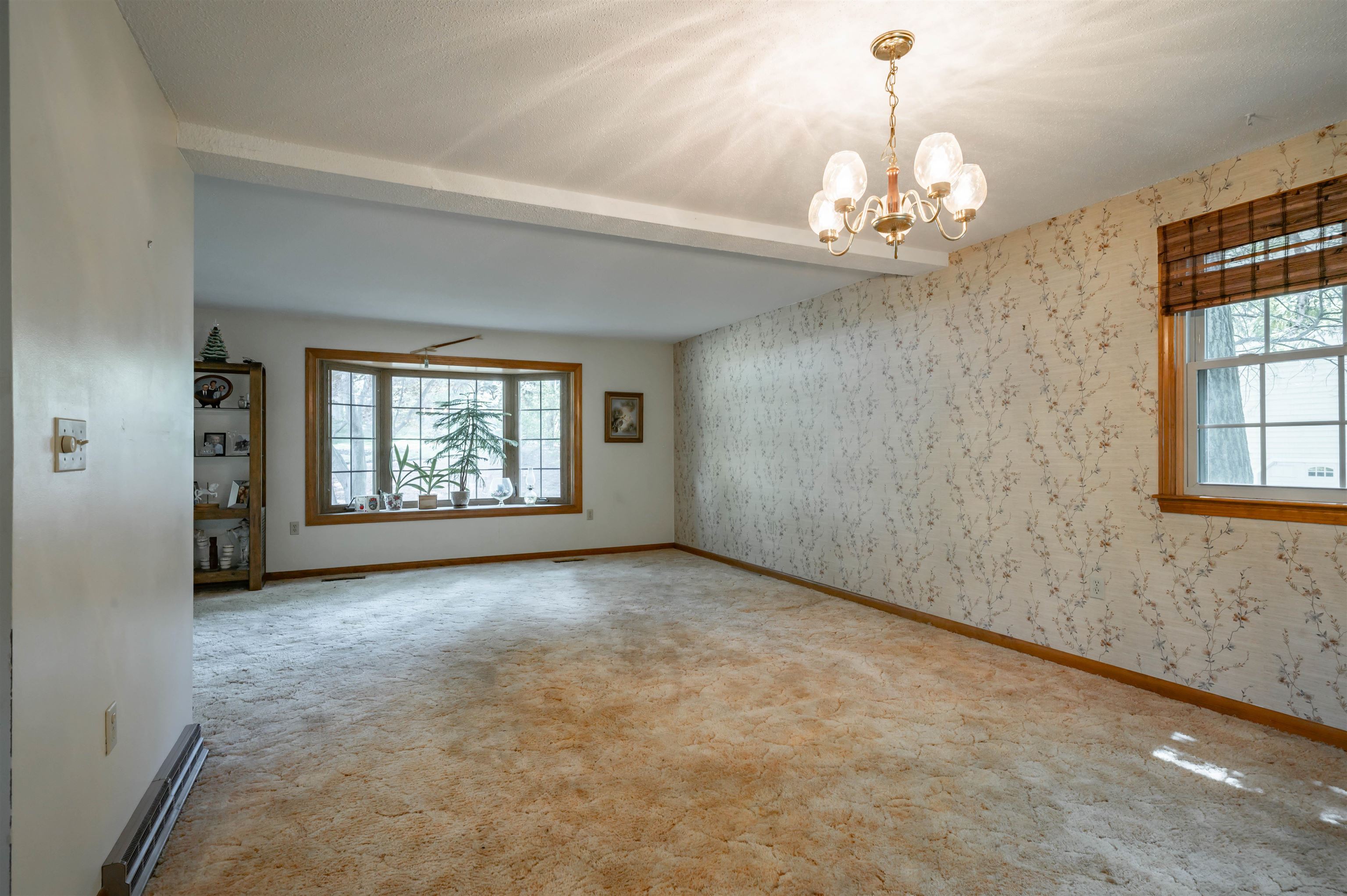 3 Aspen Ct, Nashua, NH 03062