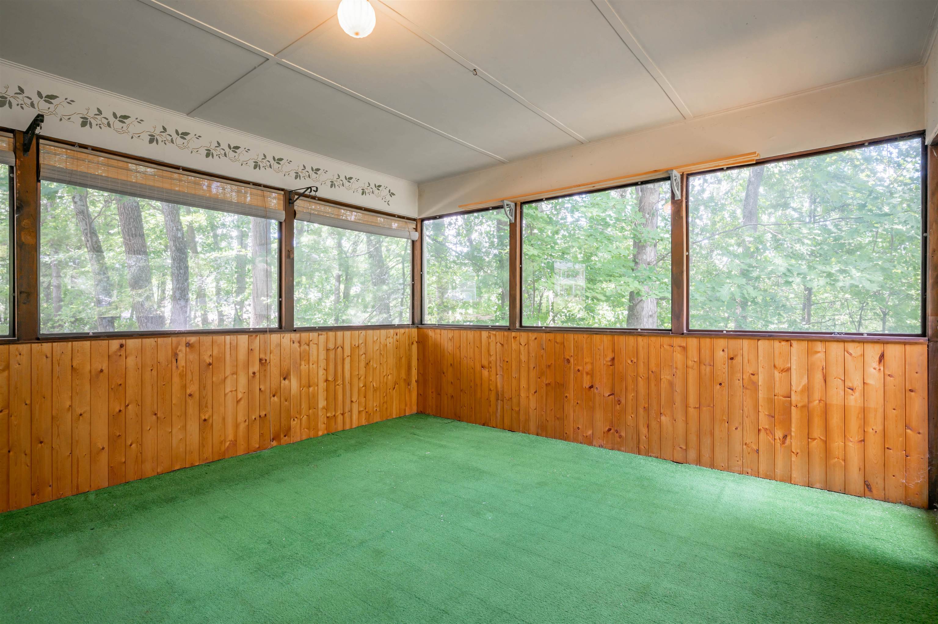 3 Aspen Ct, Nashua, NH 03062