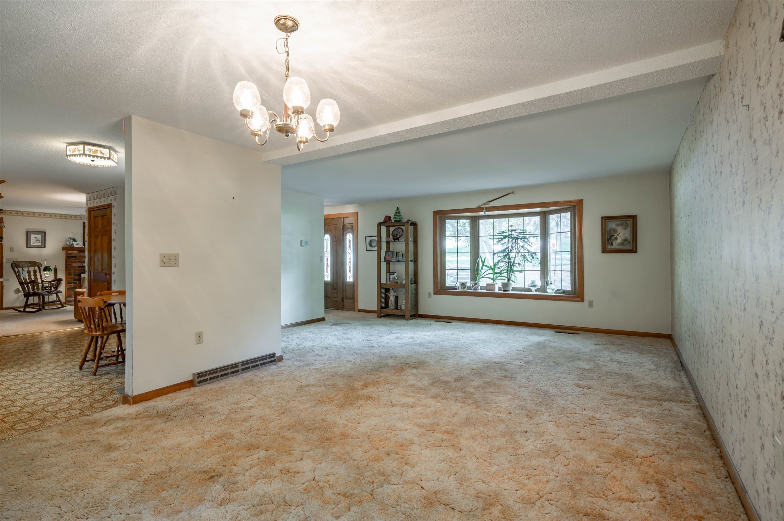 3 Aspen Ct, Nashua, NH 03062