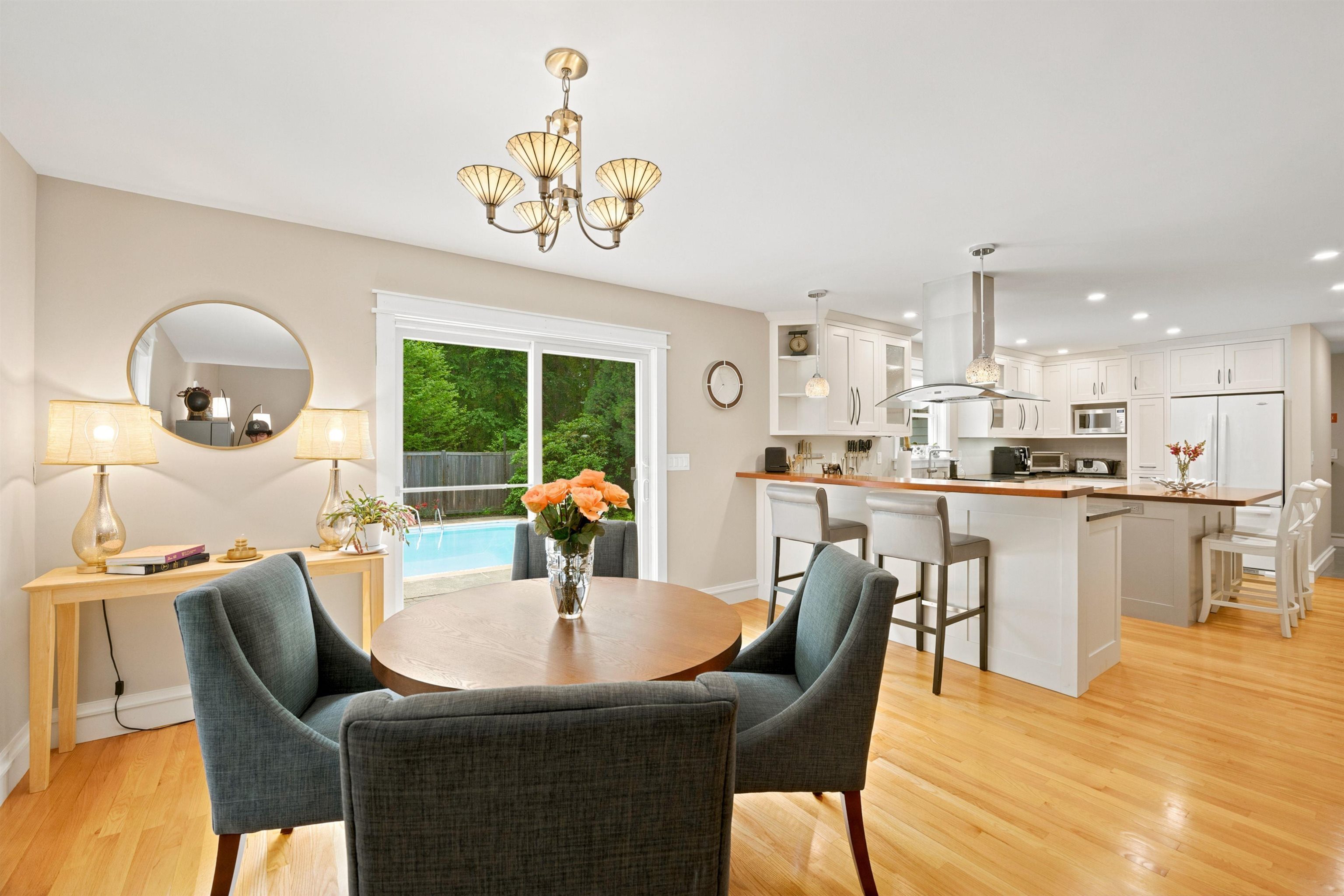8 Freshet Rd, Madbury, NH 03823