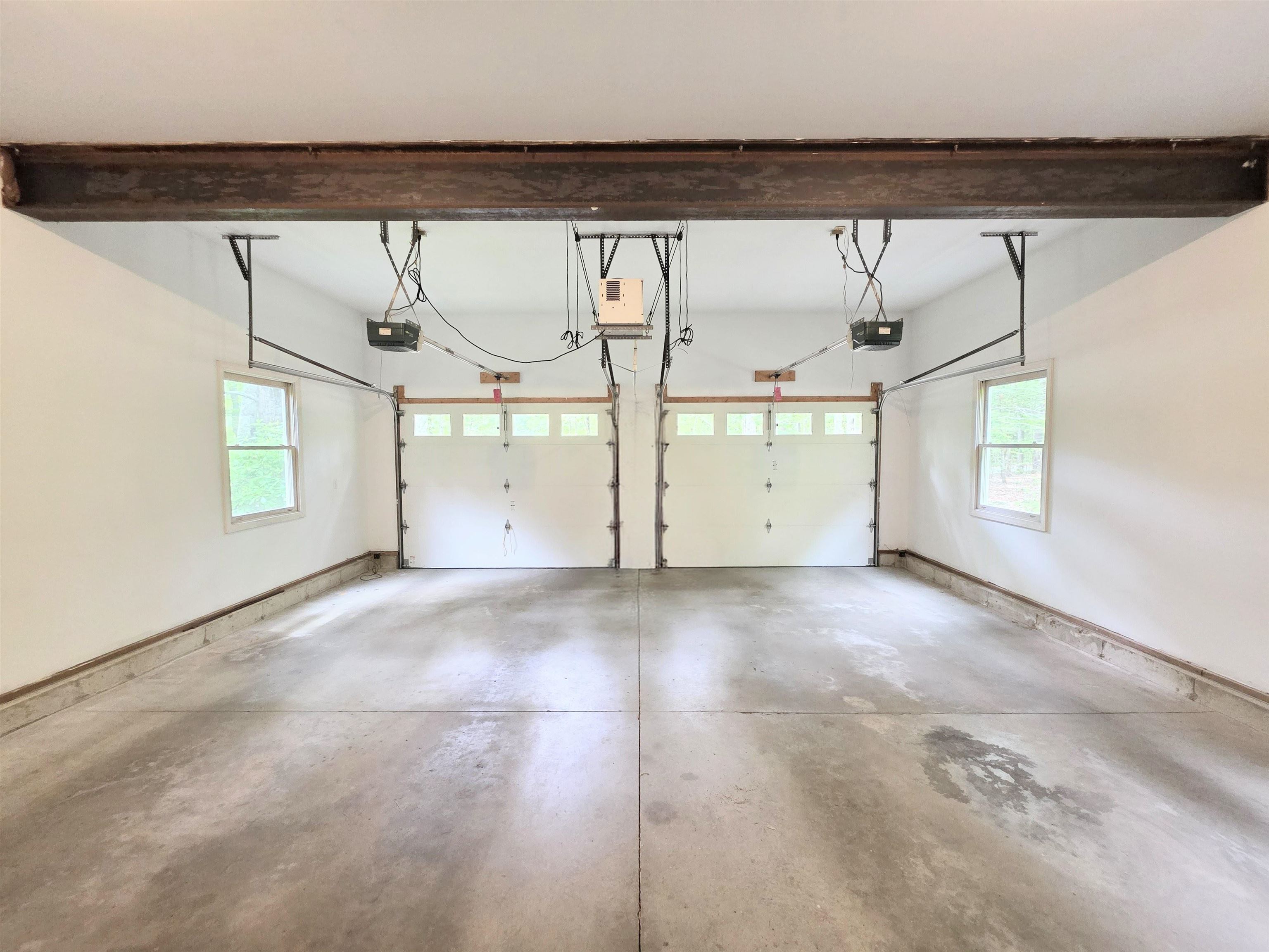 8 Freshet Rd, Madbury, NH 03823