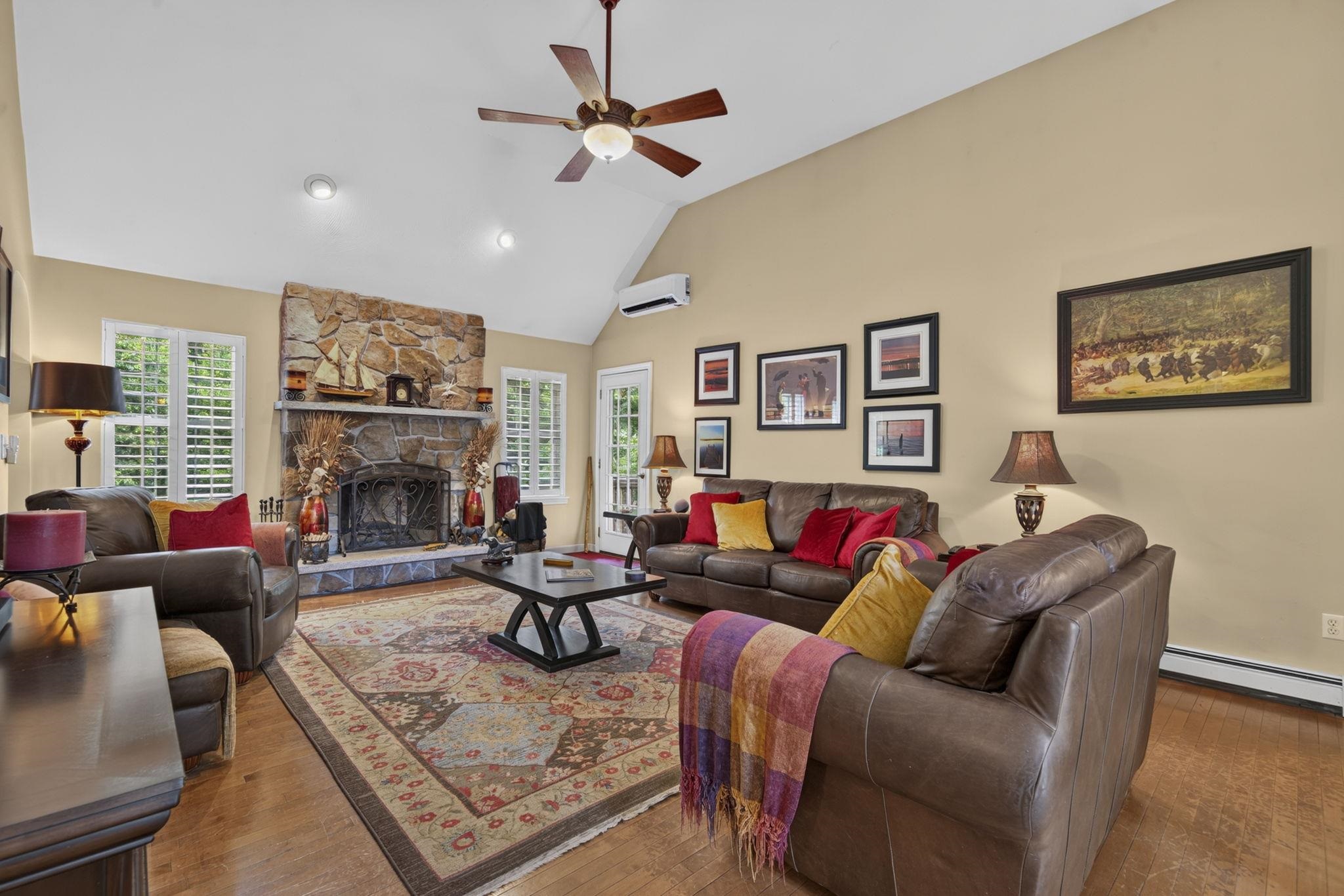 141 Fox Farm Rd, New Ipswich, NH 03071