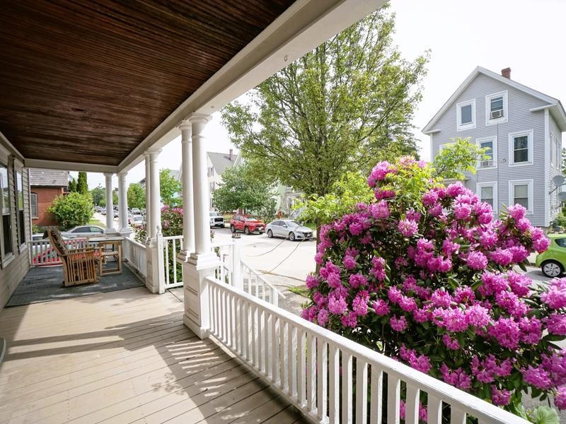 66 Ash St, Manchester, NH 03104