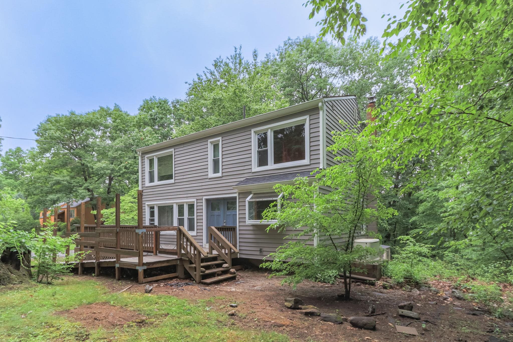 20 Redfield Cir, Derry, NH 03038-4839