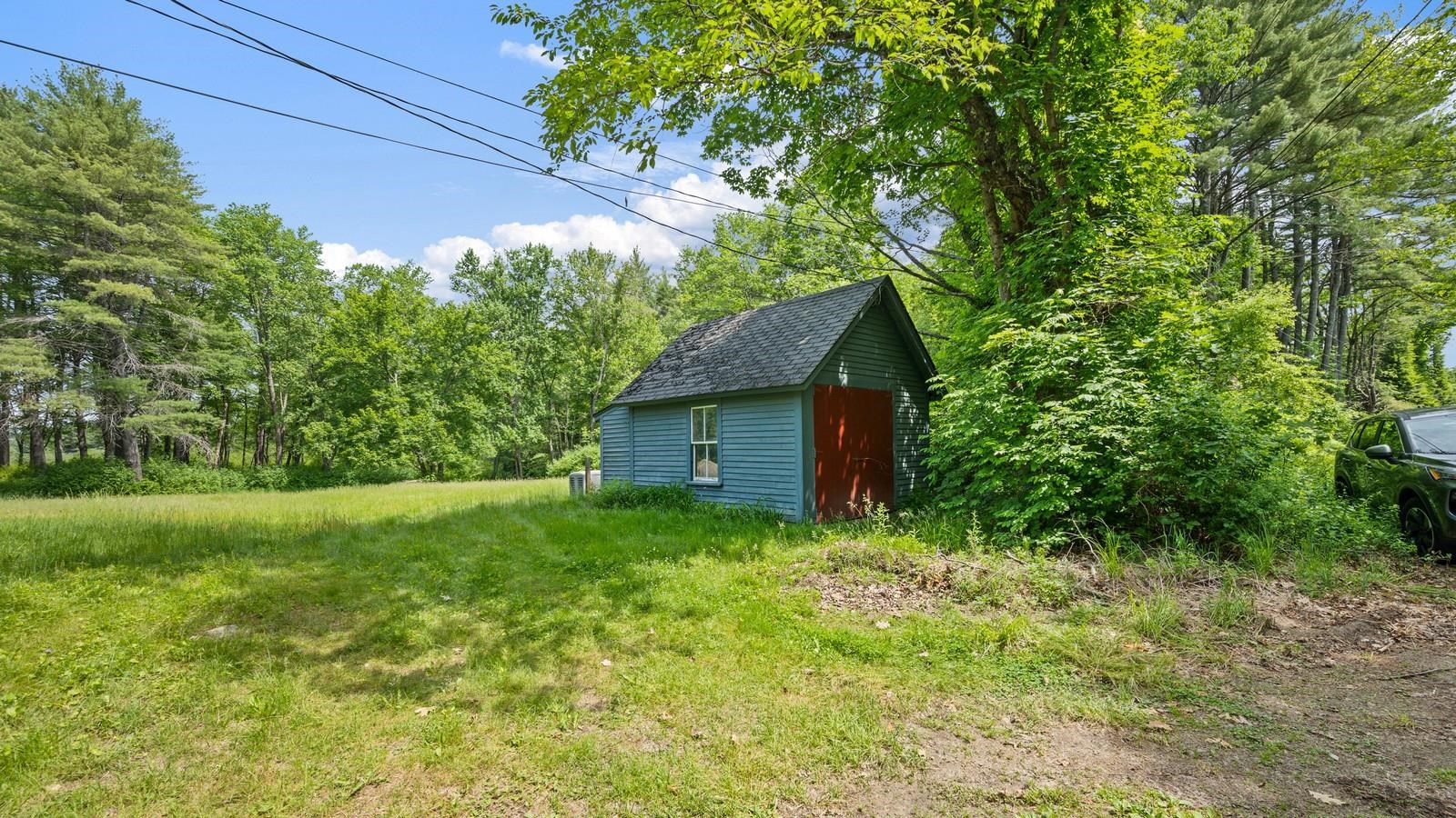 7 Tannery Hill Rd, Hancock, NH 03449