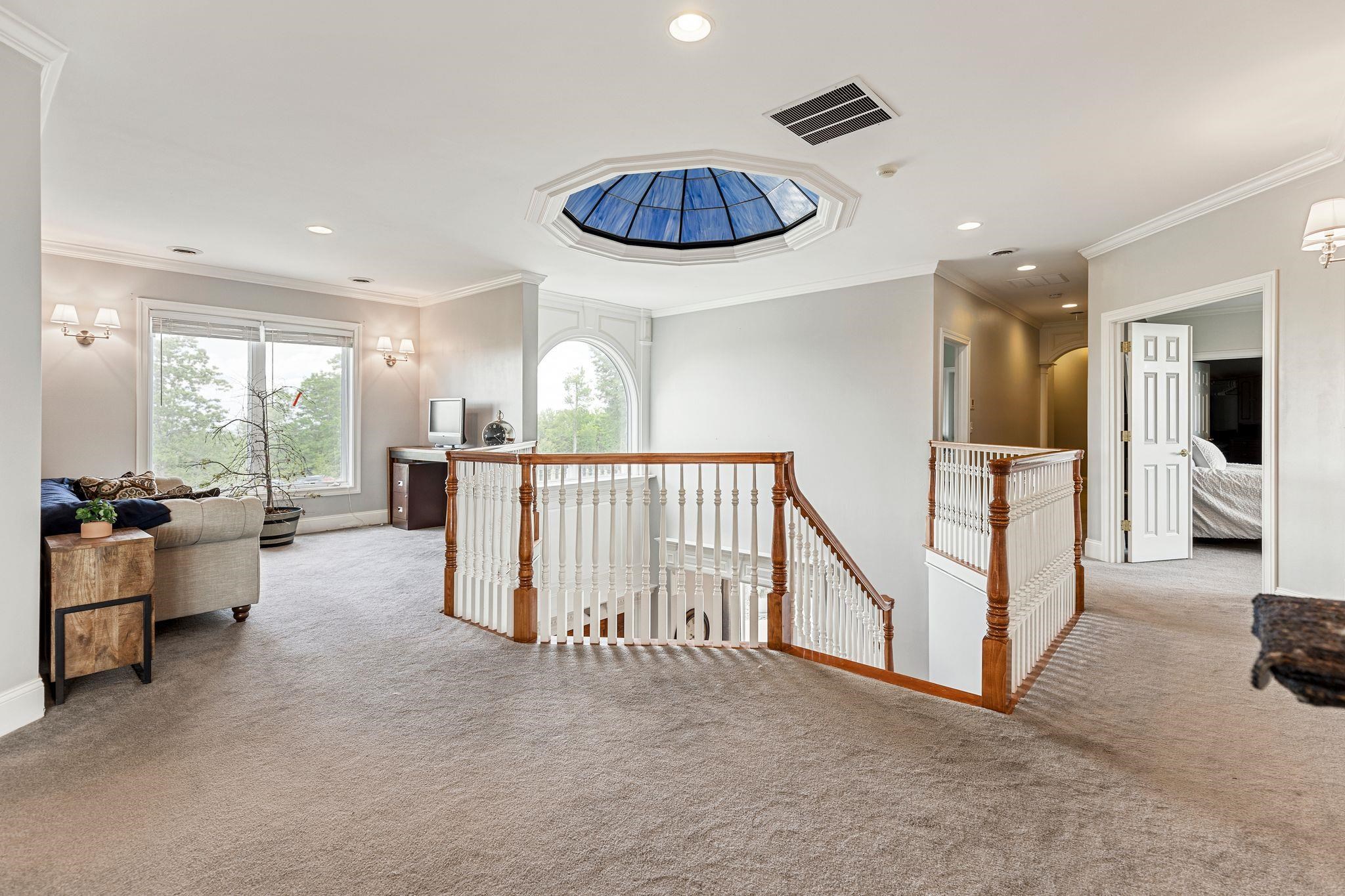 129 North Rd, Hillsborough, NH 03244