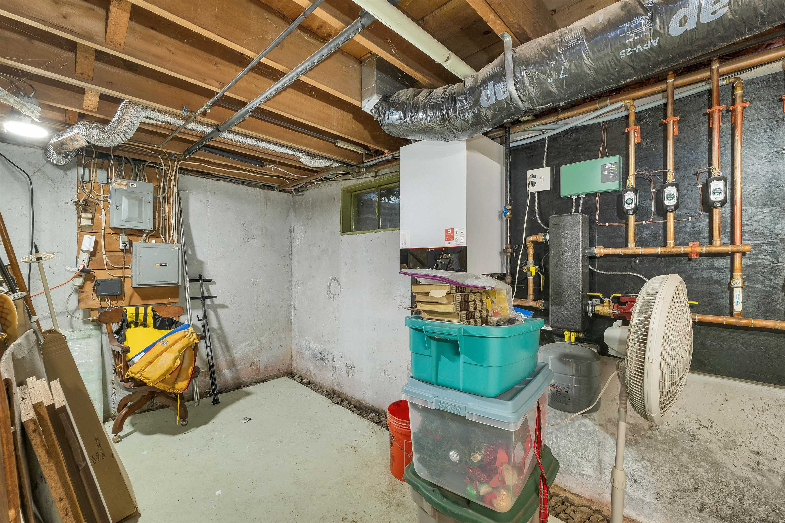 2 Glendale Rd, North Hampton, NH 03862