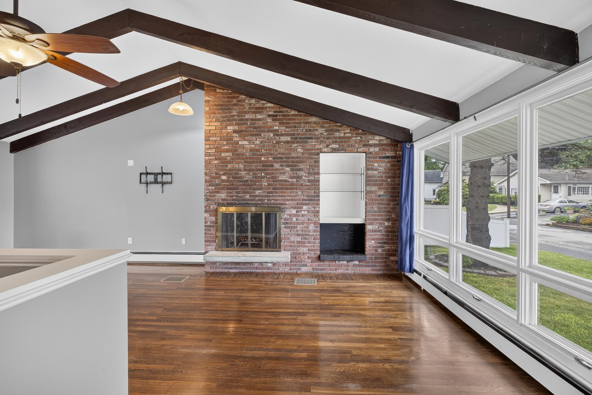 143 Highland Park Ave, Manchester, NH 03103