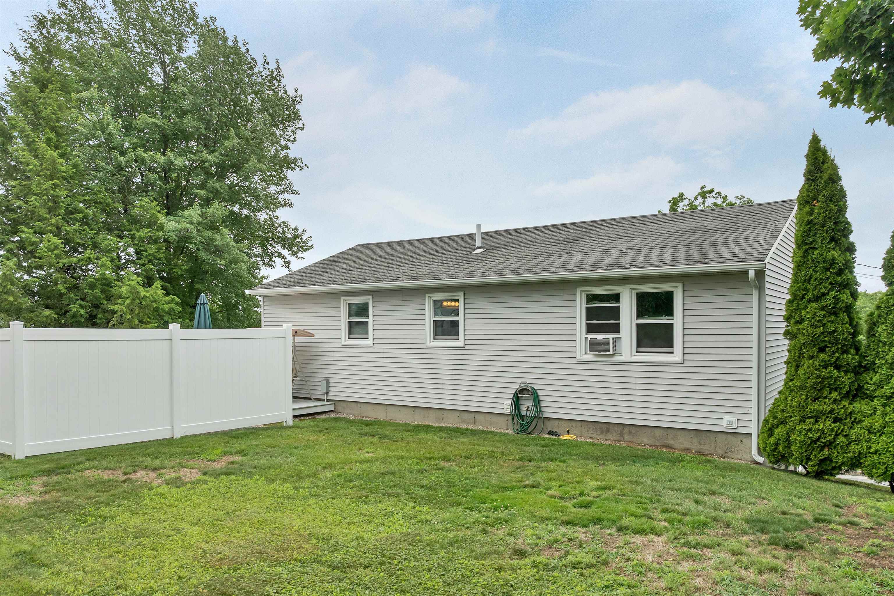 175 Rhode Island Ave, Manchester, NH 03104