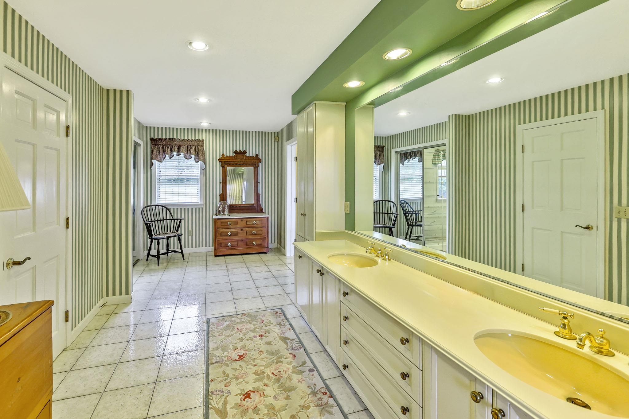 Property photo 38
