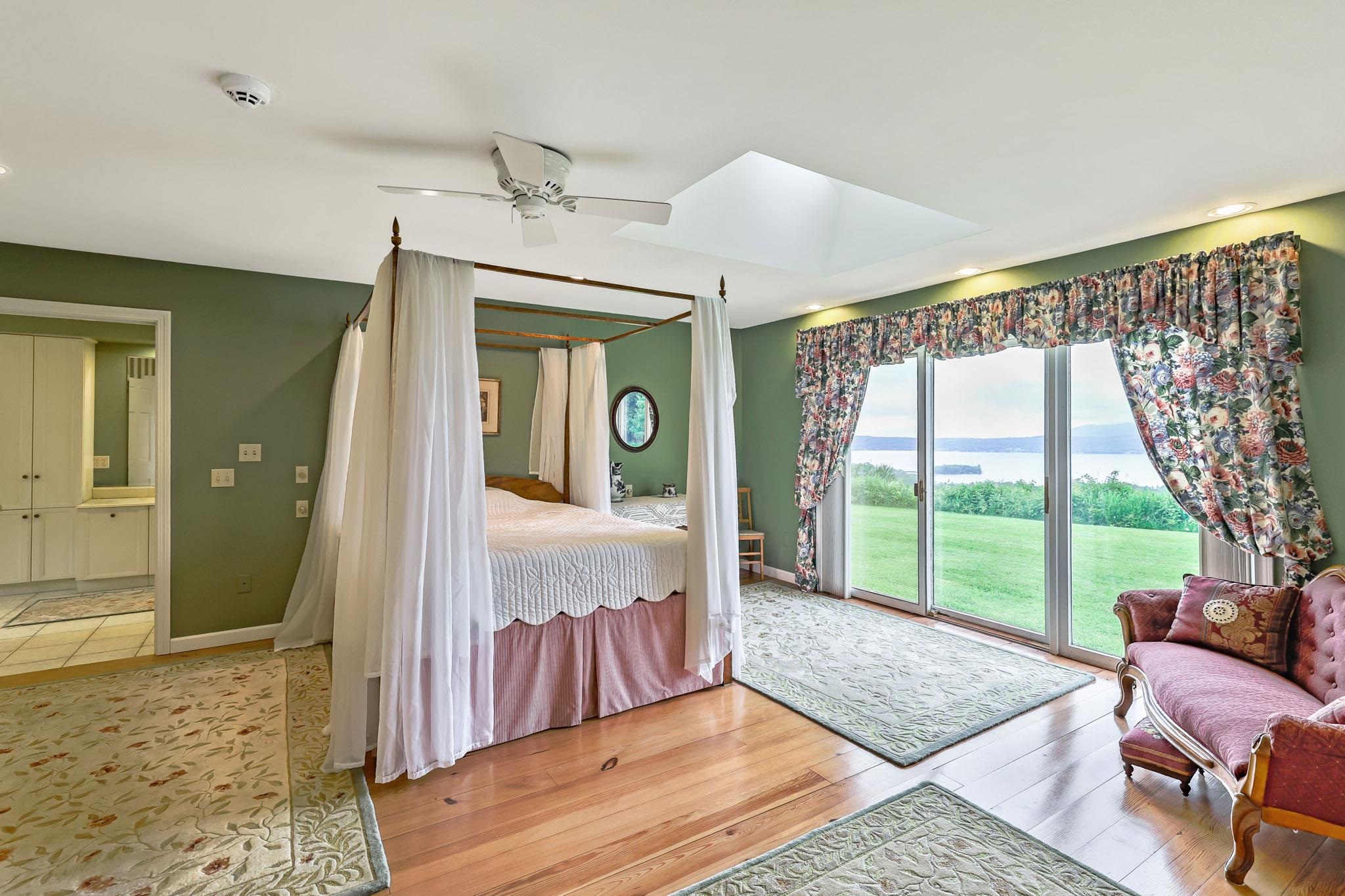 Property photo 40
