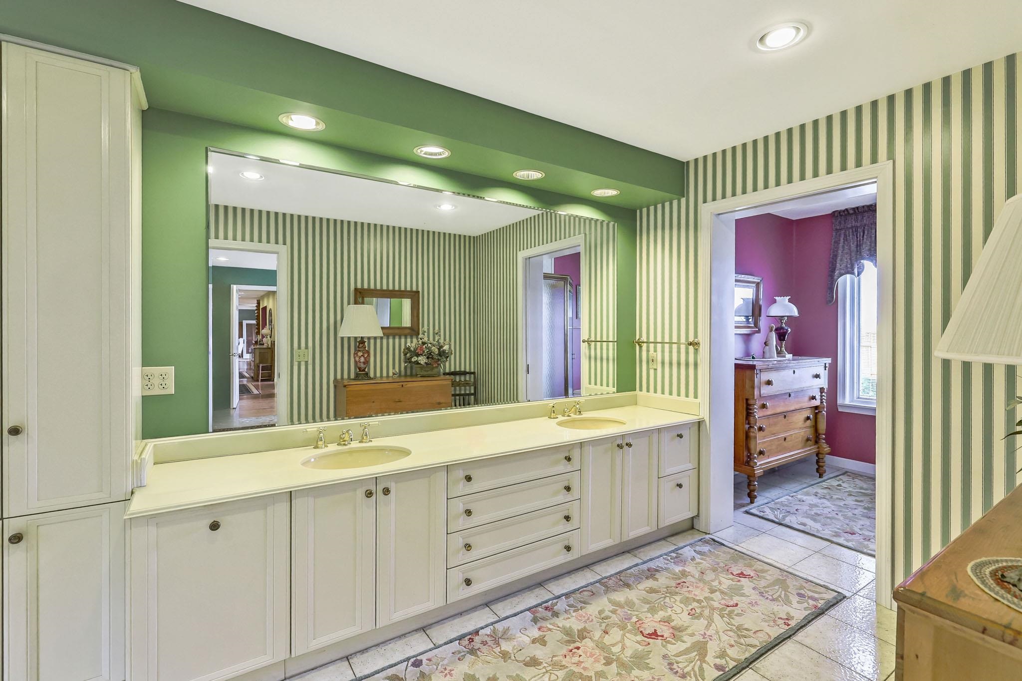 Property photo 43