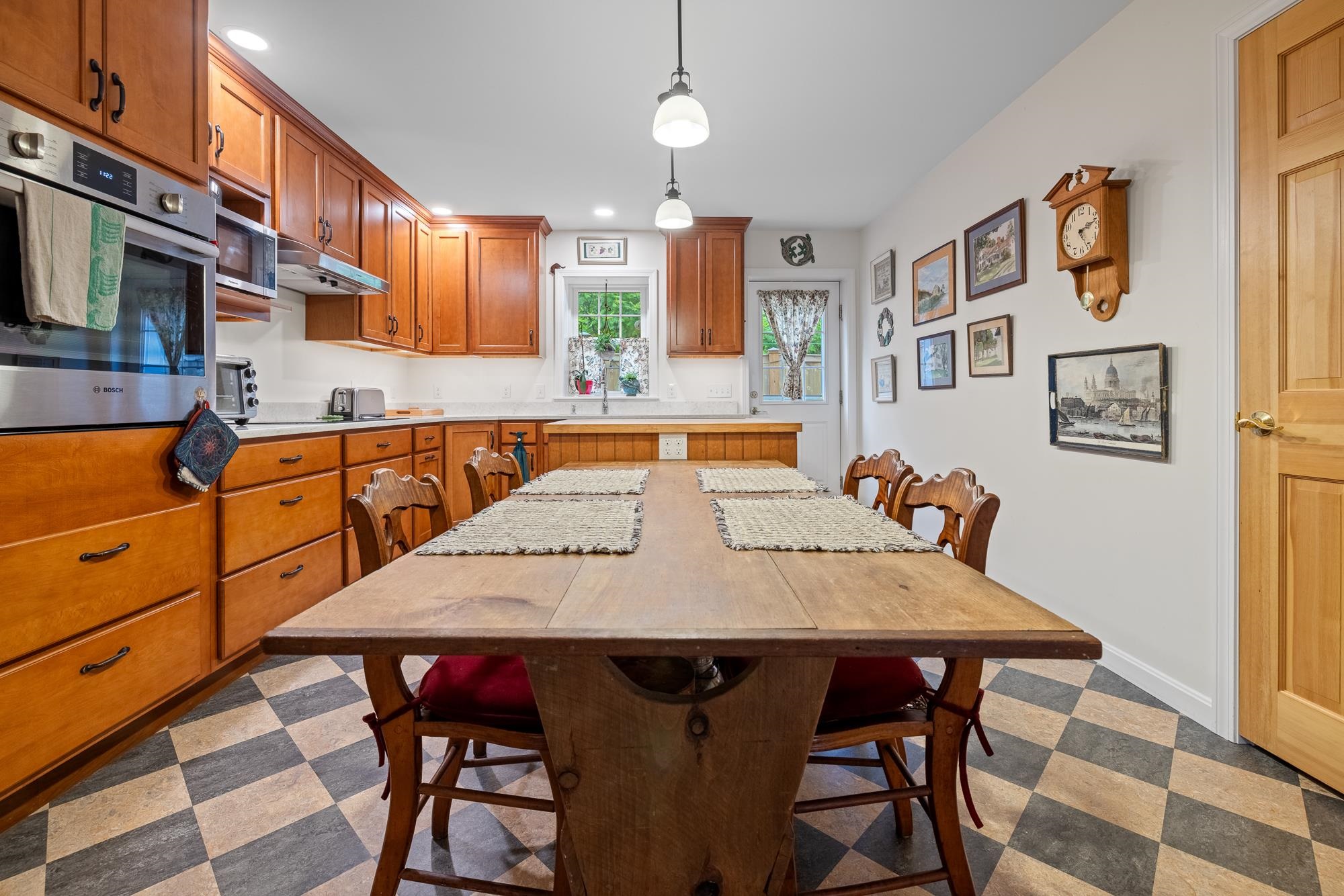 Eat in kitchen 25614915