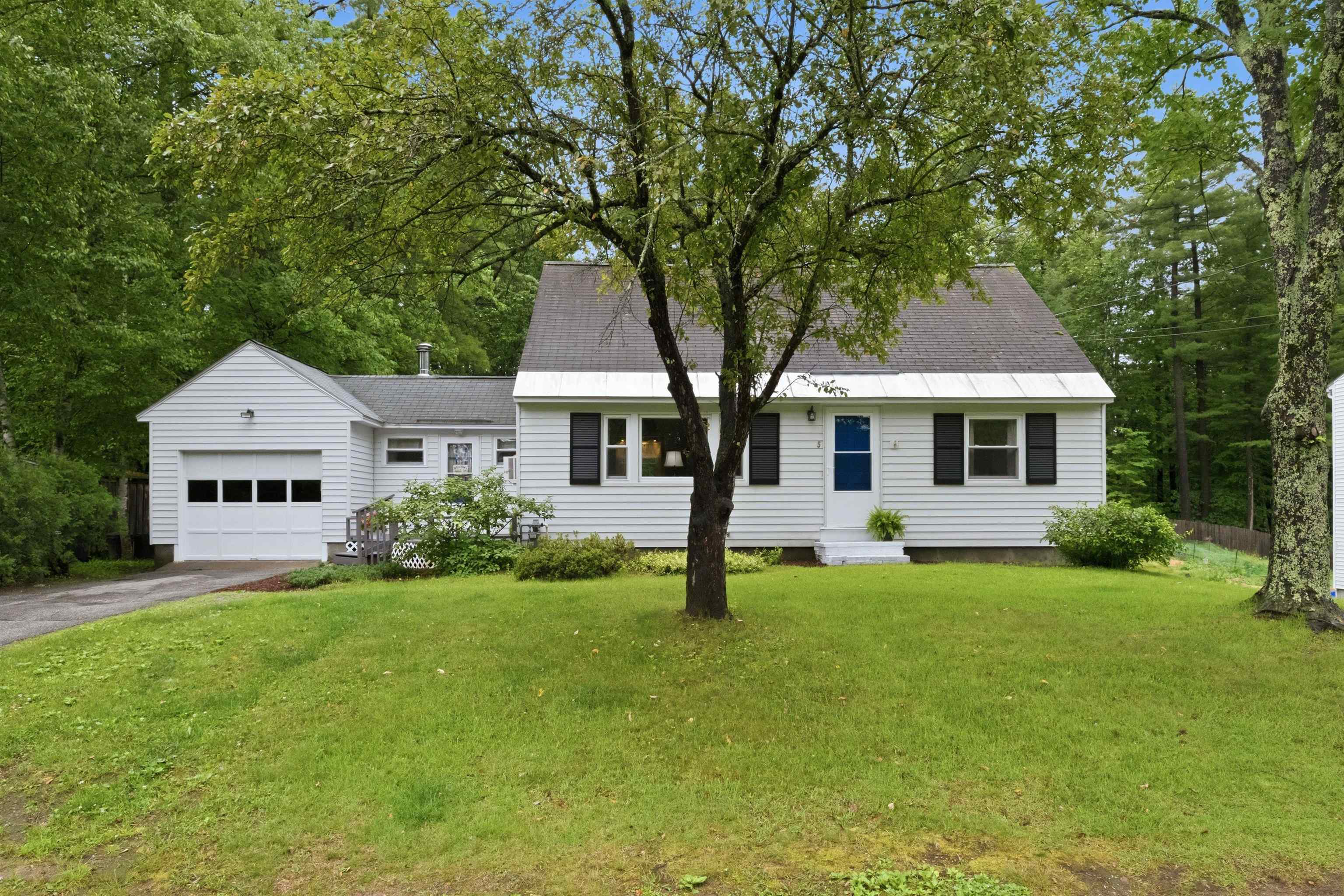 5 Dover St, Concord, NH 03301