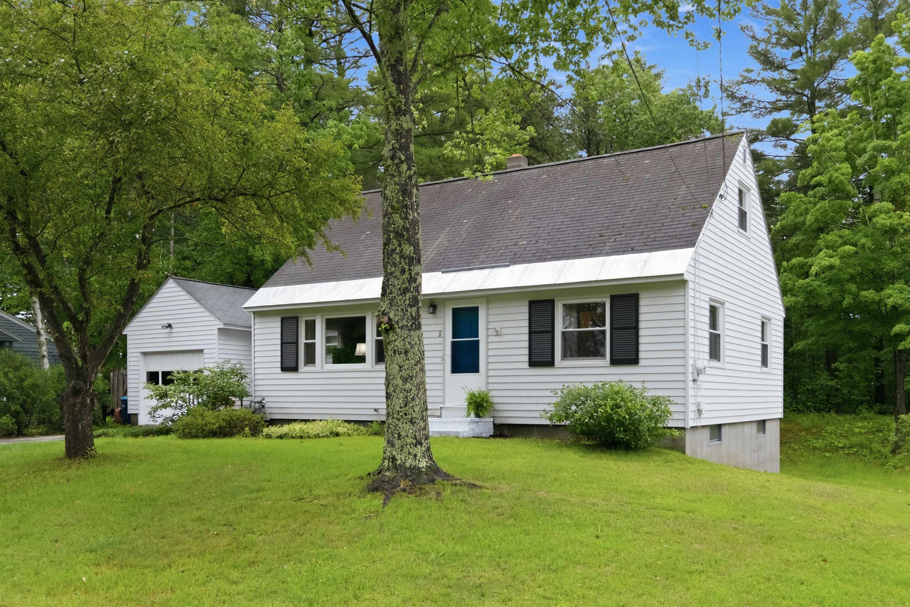 5 Dover St, Concord, NH 03301