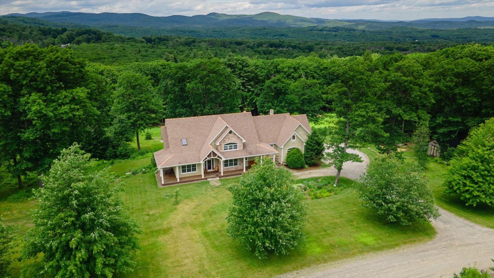 55 Chestnut Hill Rd, Dublin, NH 03444