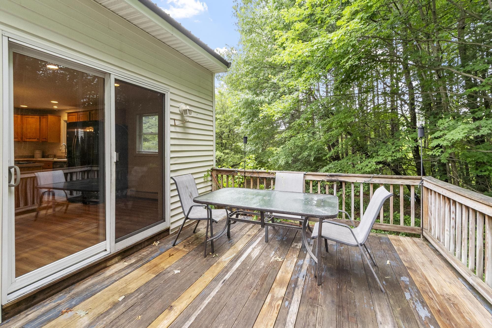 113 Newton Rd, Plaistow, NH 03865